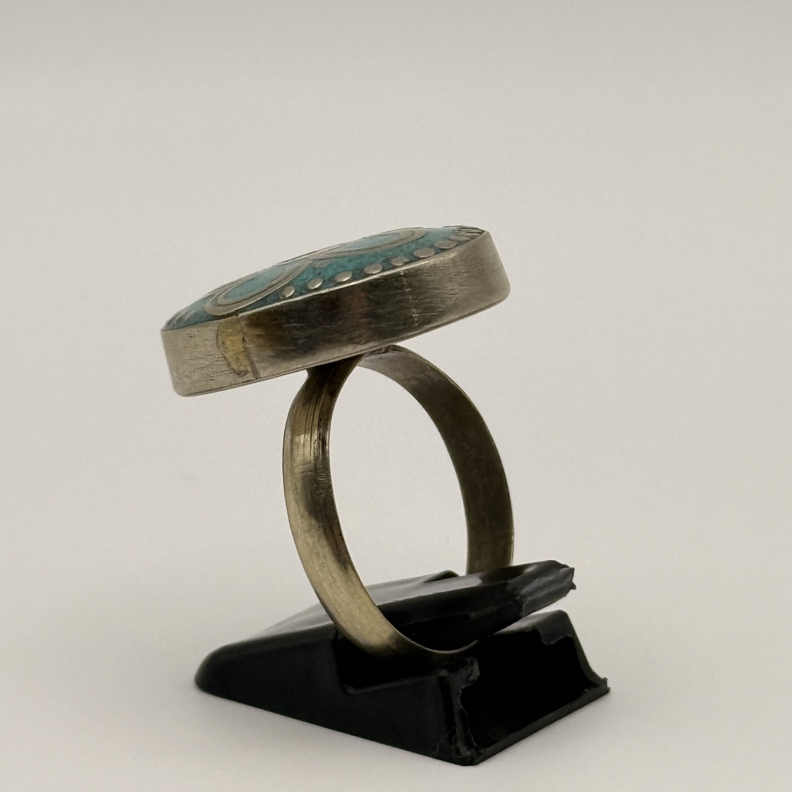 EXTREMELY RARE ANCIENT VICTORIAN RING MULTICOLOR STONE OLD ANTIQUE ARTIFACT