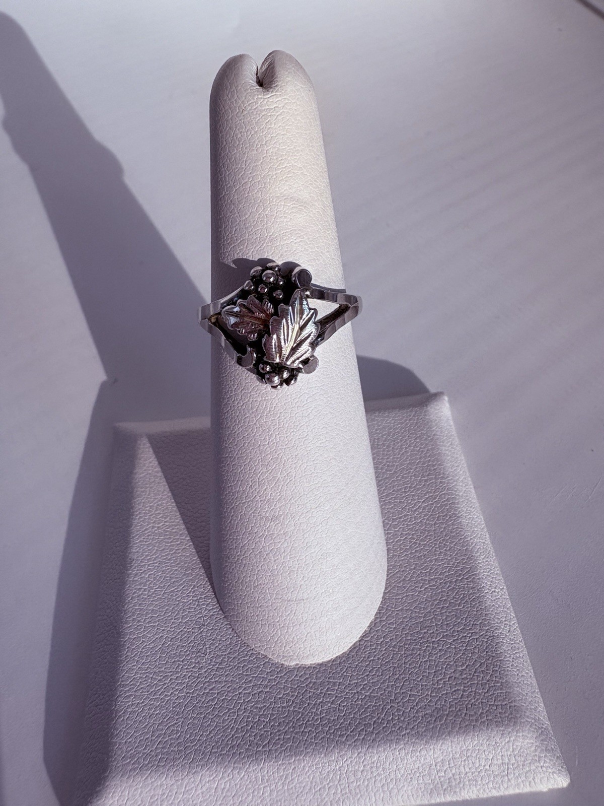 925 Sterling Silver Nature Leaf Grape Ring Size 5 3/4 Women’s Jewelry