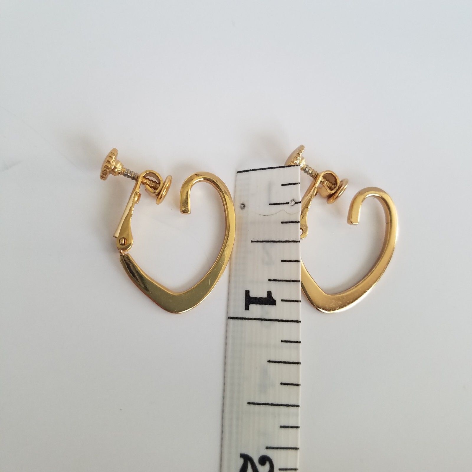Vintage Napier Goldtone Earrings Screw Back Hoop Old Money Classic