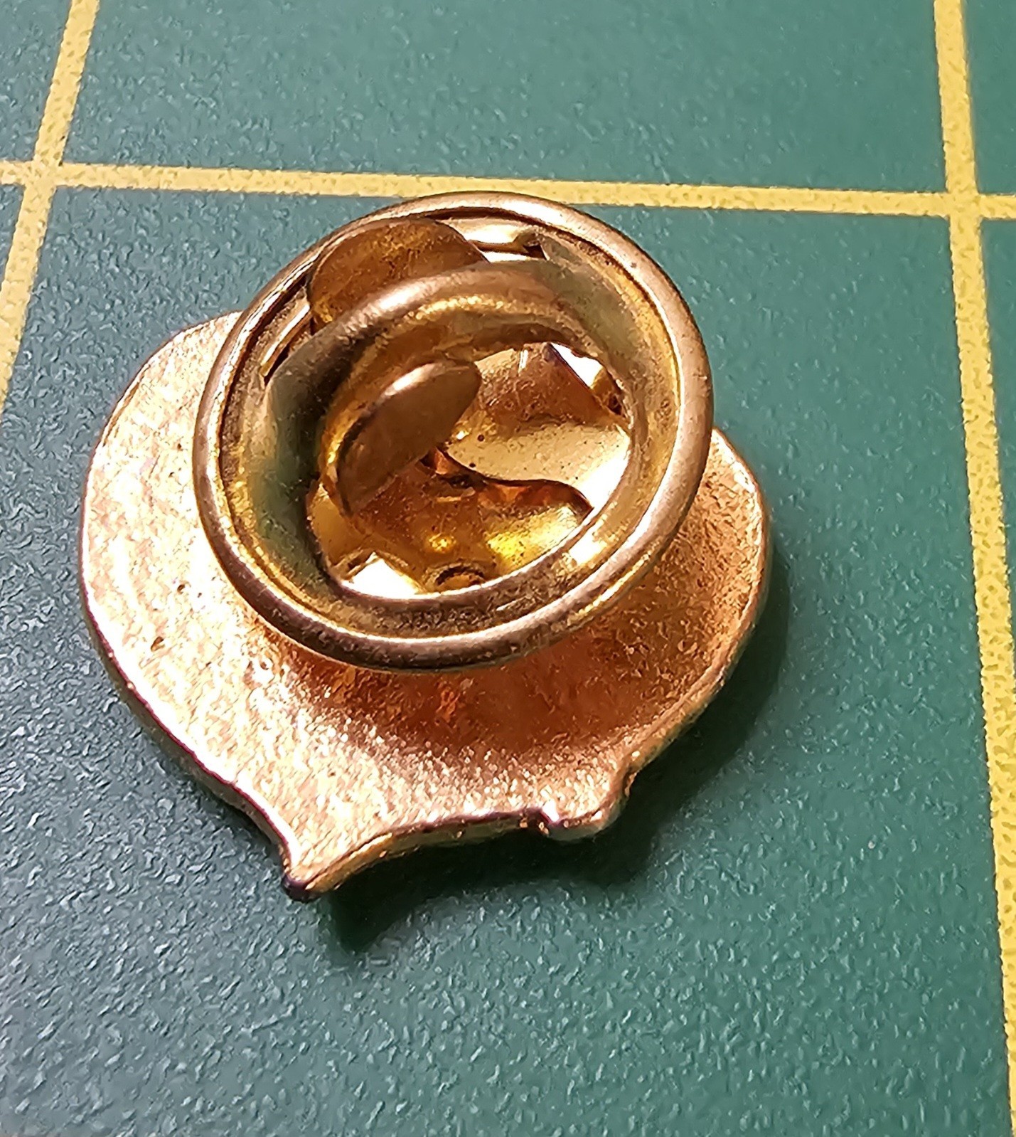 Vintage Forget Me Not Goldtone Metal Lapel Pin
