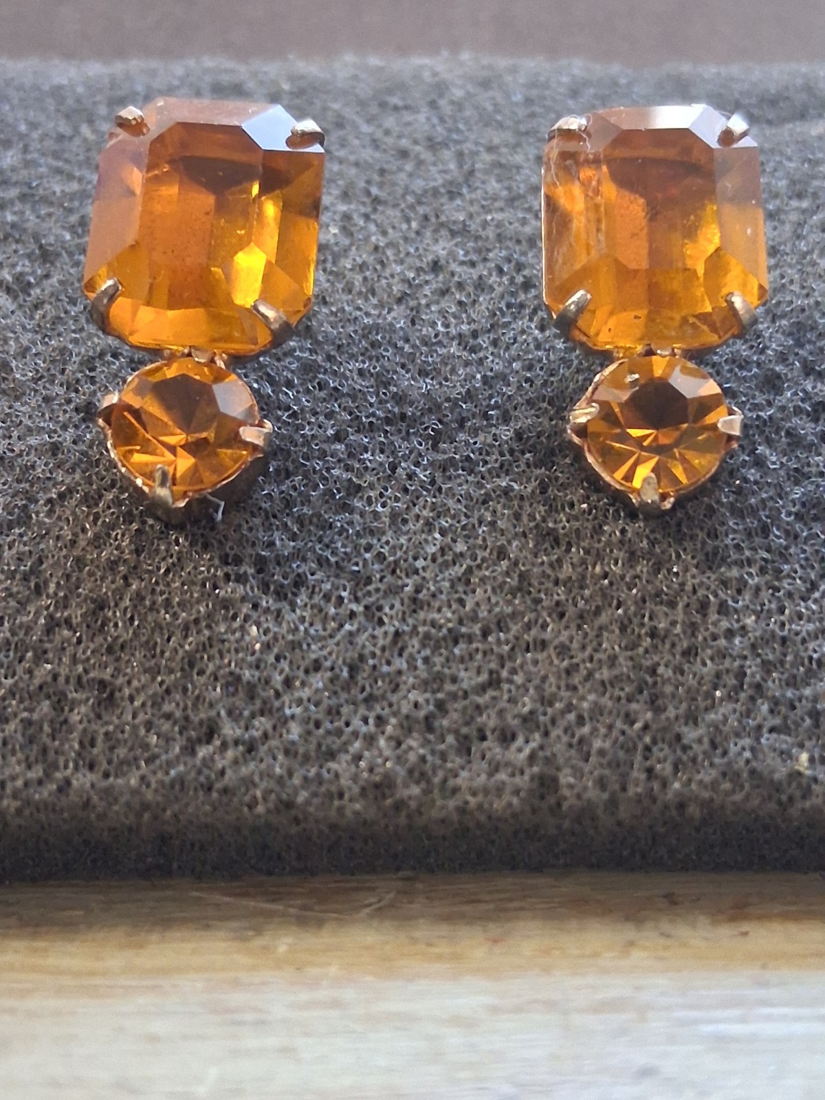 Vintage golden yellow amber color glass emerald & round cut screwback earrings