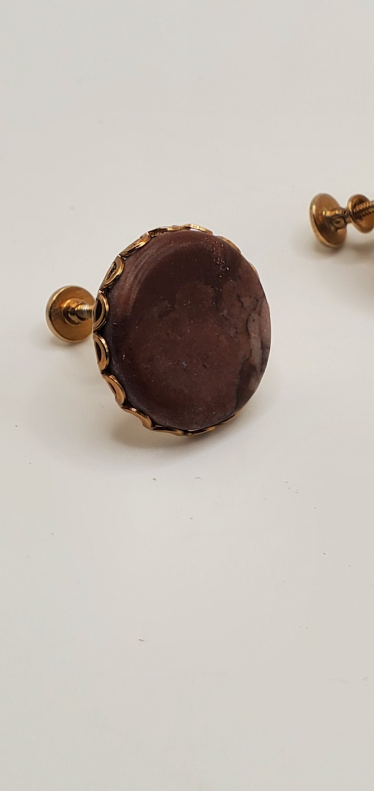 Vintage Gold tone metal with brown disk screw back Earrings .62″ brw14