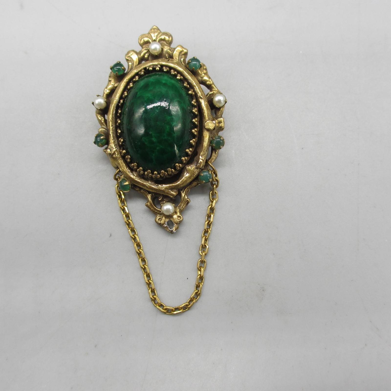 Vintage Original by Robert Brooch Green Cabochon Simulated Pearl