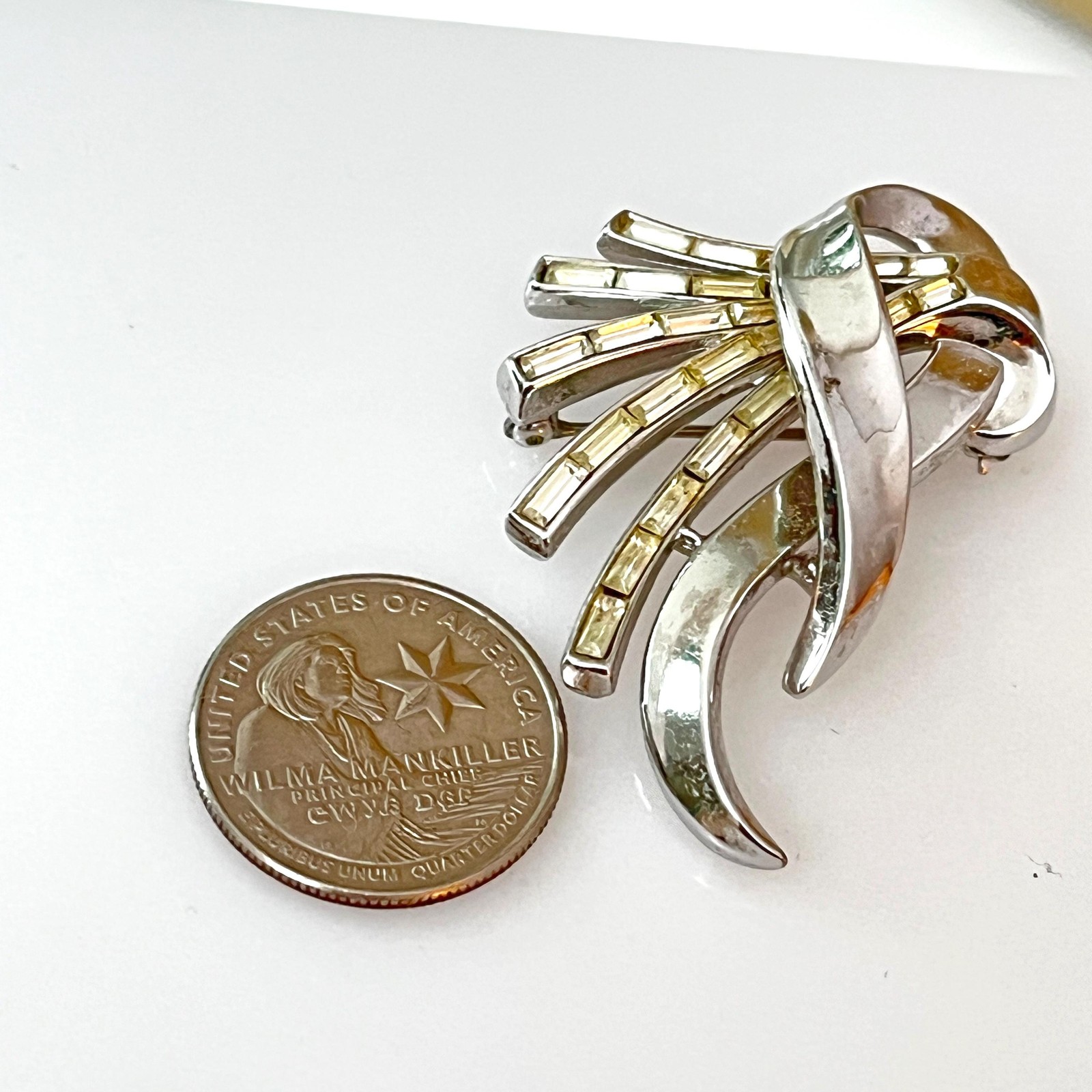 Vintage 1930s Art Deco Trifari Silver Baguette Rhinestone Brooch Pin