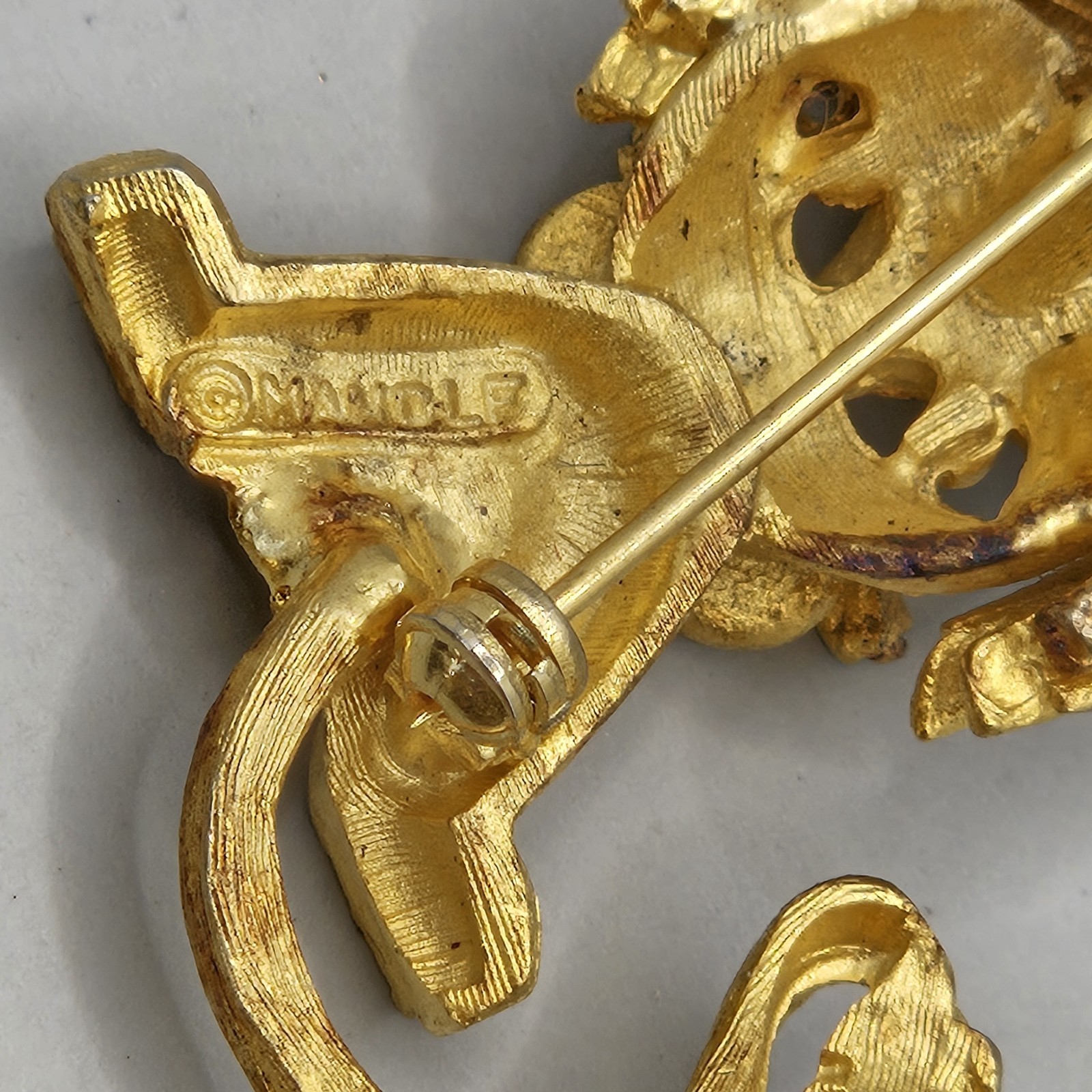 Vintage Gold Plated Rhinestone Lion Cub Brooch Pin Chain Dangle R Mandle Jewelry