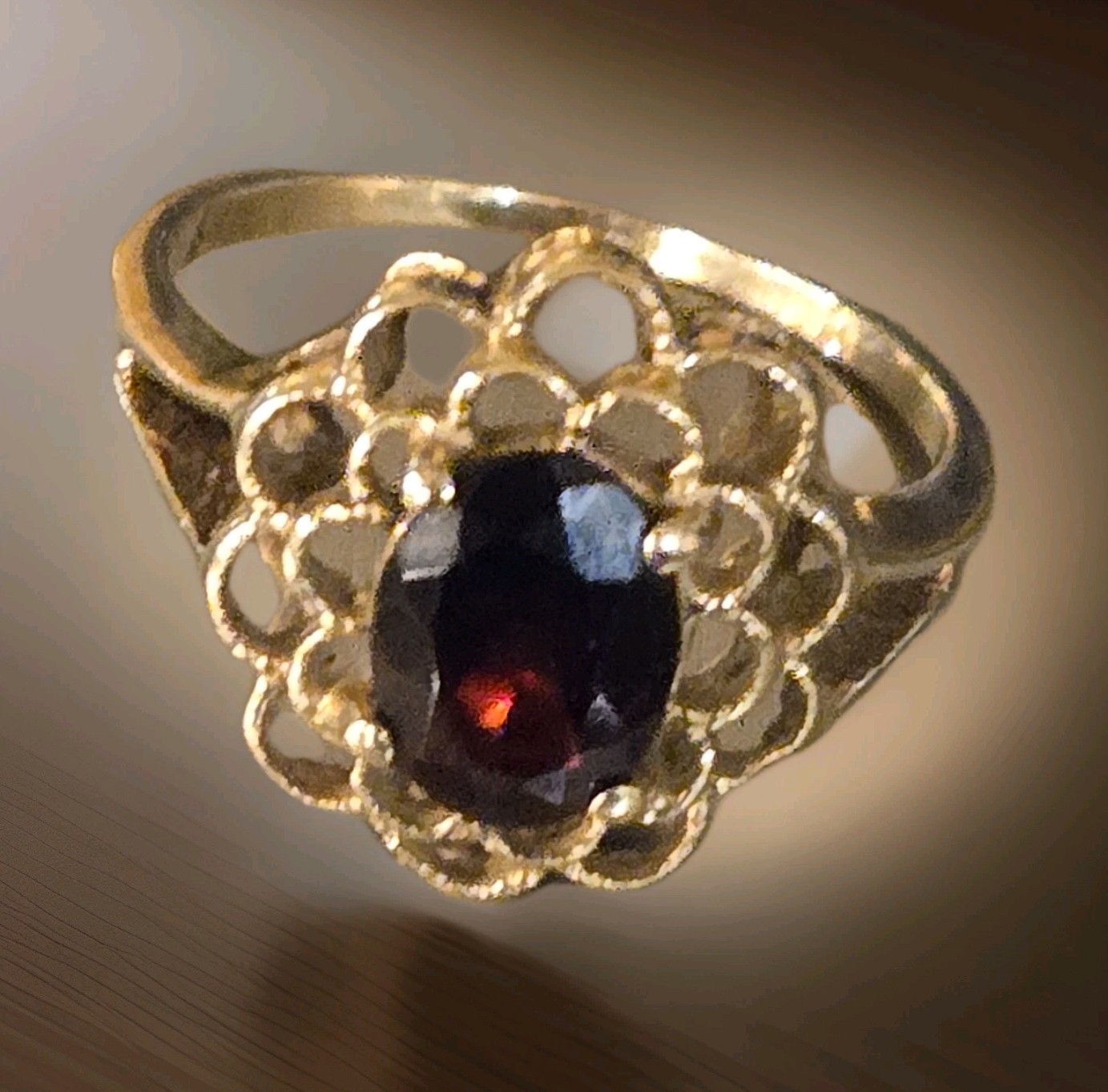 Estate Vintage Tested 14k Yellow Gold Red Garnet Openwork Filigree Ring Size 5.5