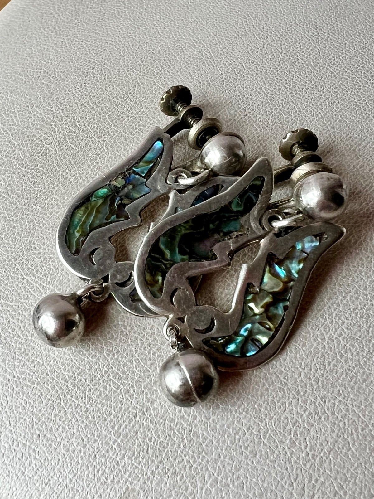 VINTAGE TAXCO MEXICO TULIP DESIGN ABALONE SCREW BACK EARRINGS 925 STERLING SLVER