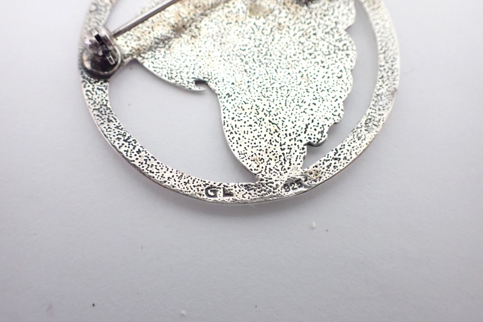 Vintage Nouveau Style Sterling Silver Brooch Rd W/ Cutout Poppy Flower Signed GL