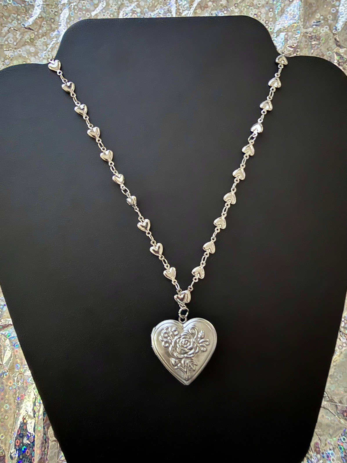Vintage Silver Tin Rose Style Heart Locket with Tiny Hearts Link Chain 🩶