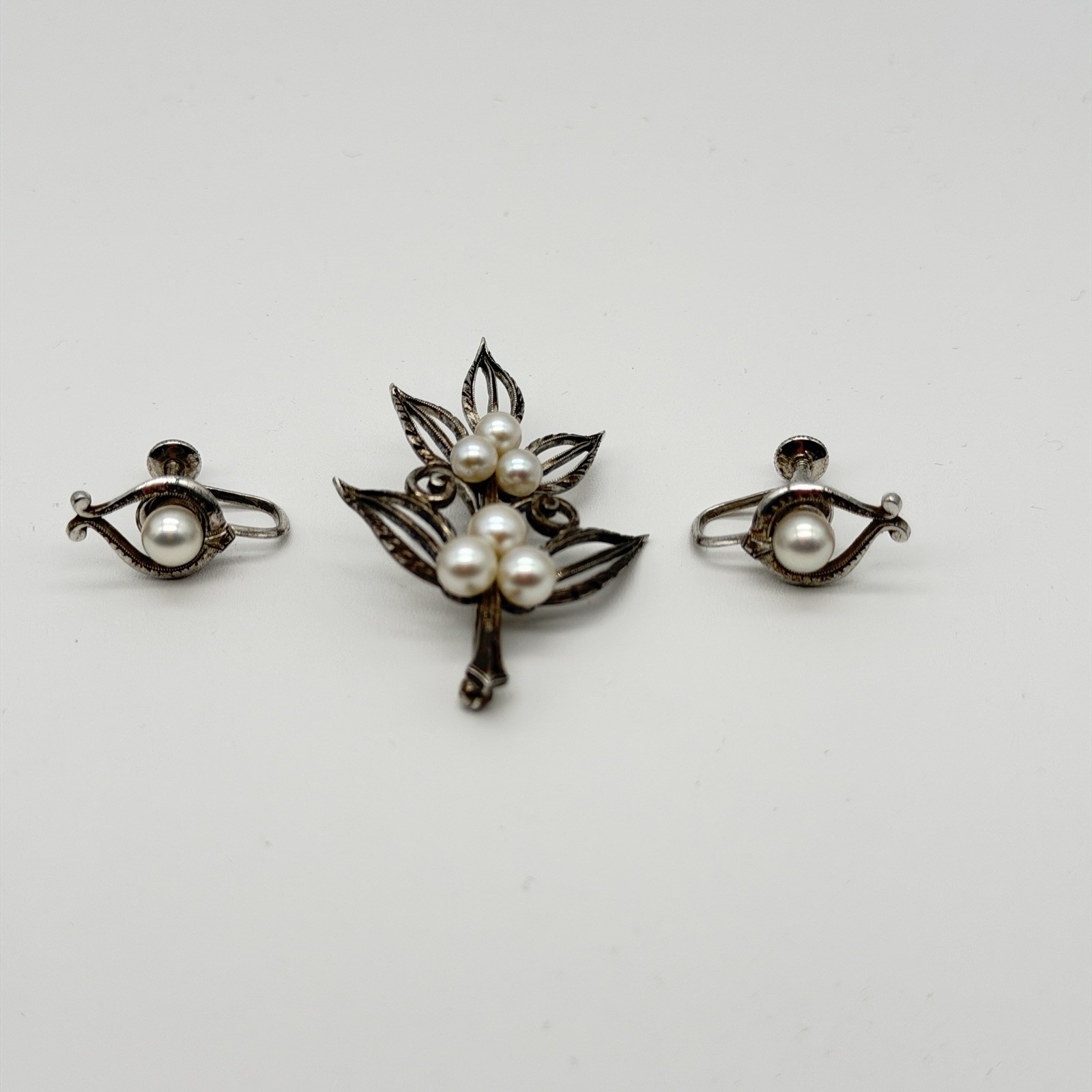 Vintage Mikimoto Sterling Silver Pearl Brooch & Earrings Set – Original Box – M