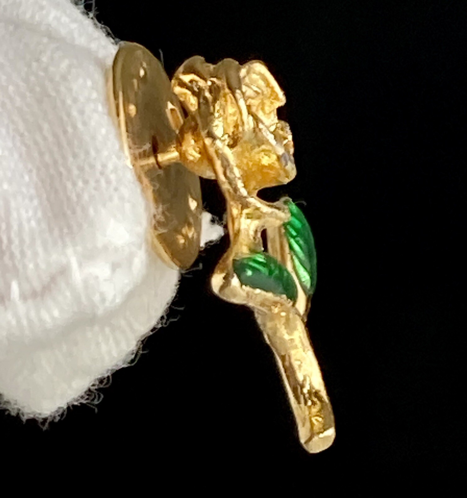 Vintage Rose Flower Lapel Pin Green Enamel Pink Spinel Gem Gold Tone 3/4in 3.3g