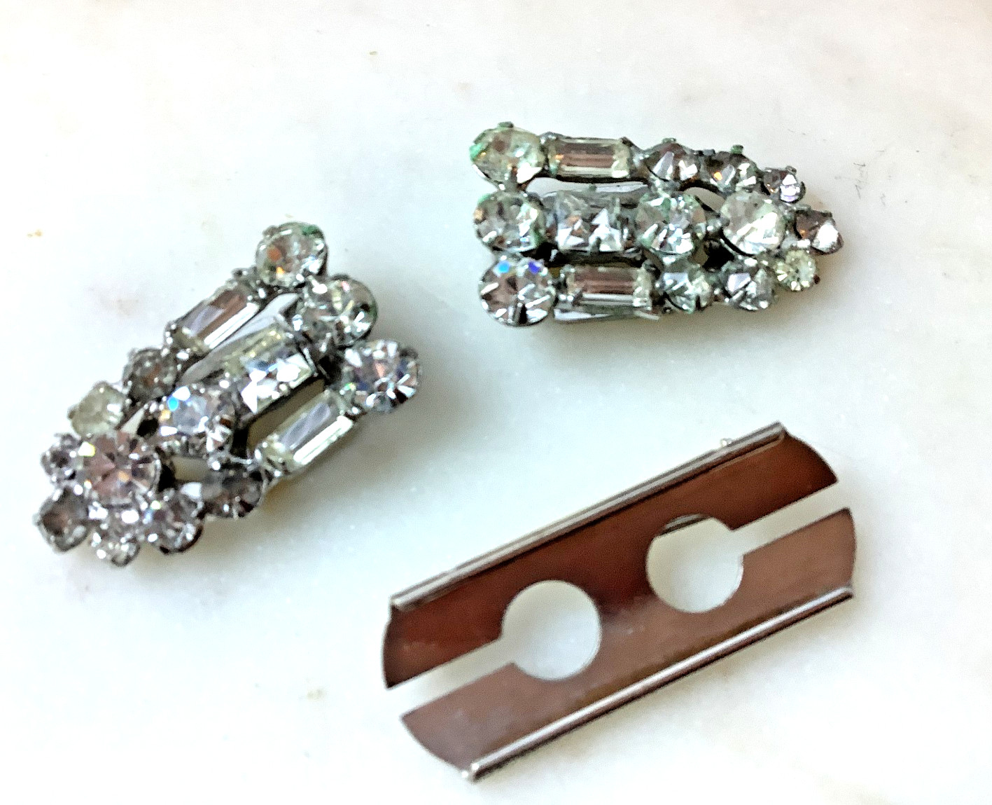 Vintage Rhinestone Duette Pin Art Deco Fur Clip Dress Brooch Prong Set
