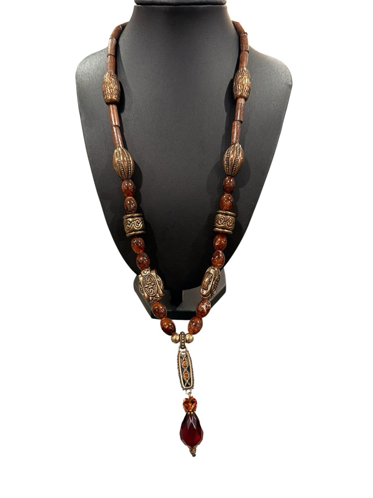 Vintage Amber Bead pendant Necklace from 1930’s to 1950’s