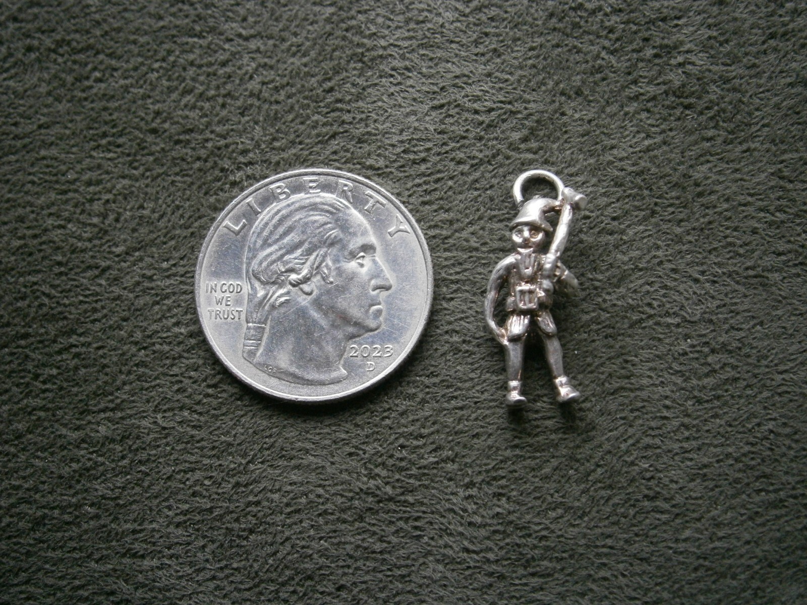 Leprechaun with Shillelagh Club Vtg Sterling Silver Bracelet Charm Pendant 2.7g