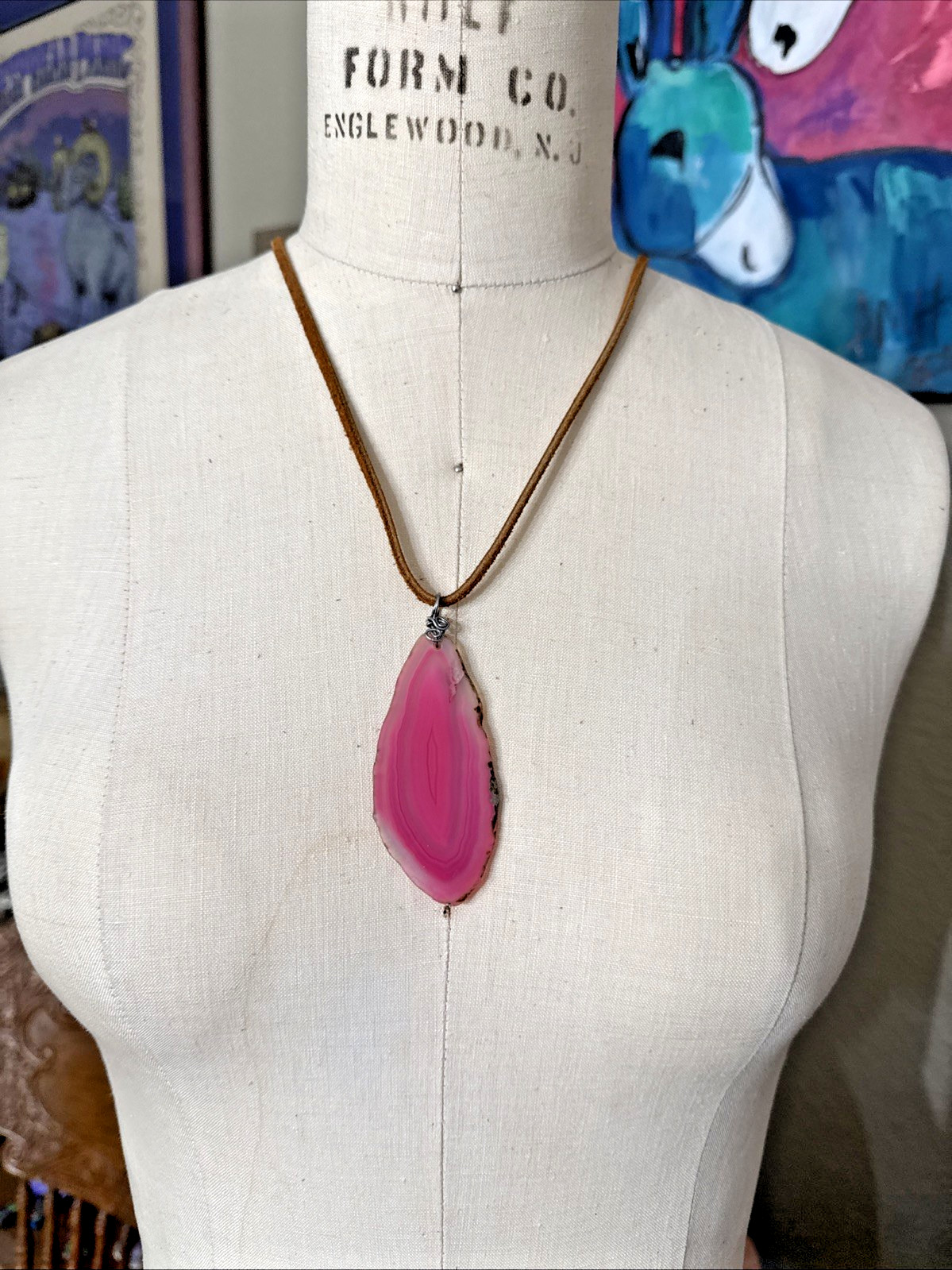 AMAZING PINK AGATE SLICE NECKLACE oneofakind Boho Festival Earthy Nature Hippie
