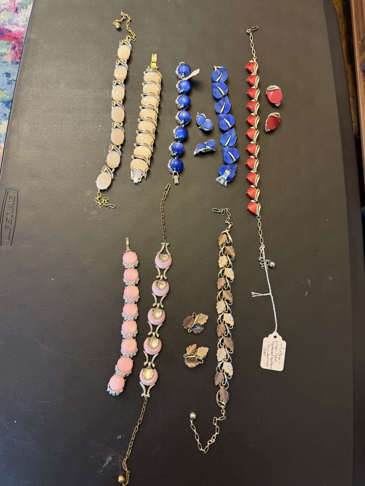 Lot Of 11 Thermoset Jewelry Pieces Clip On Earrings Necklace Bracelets