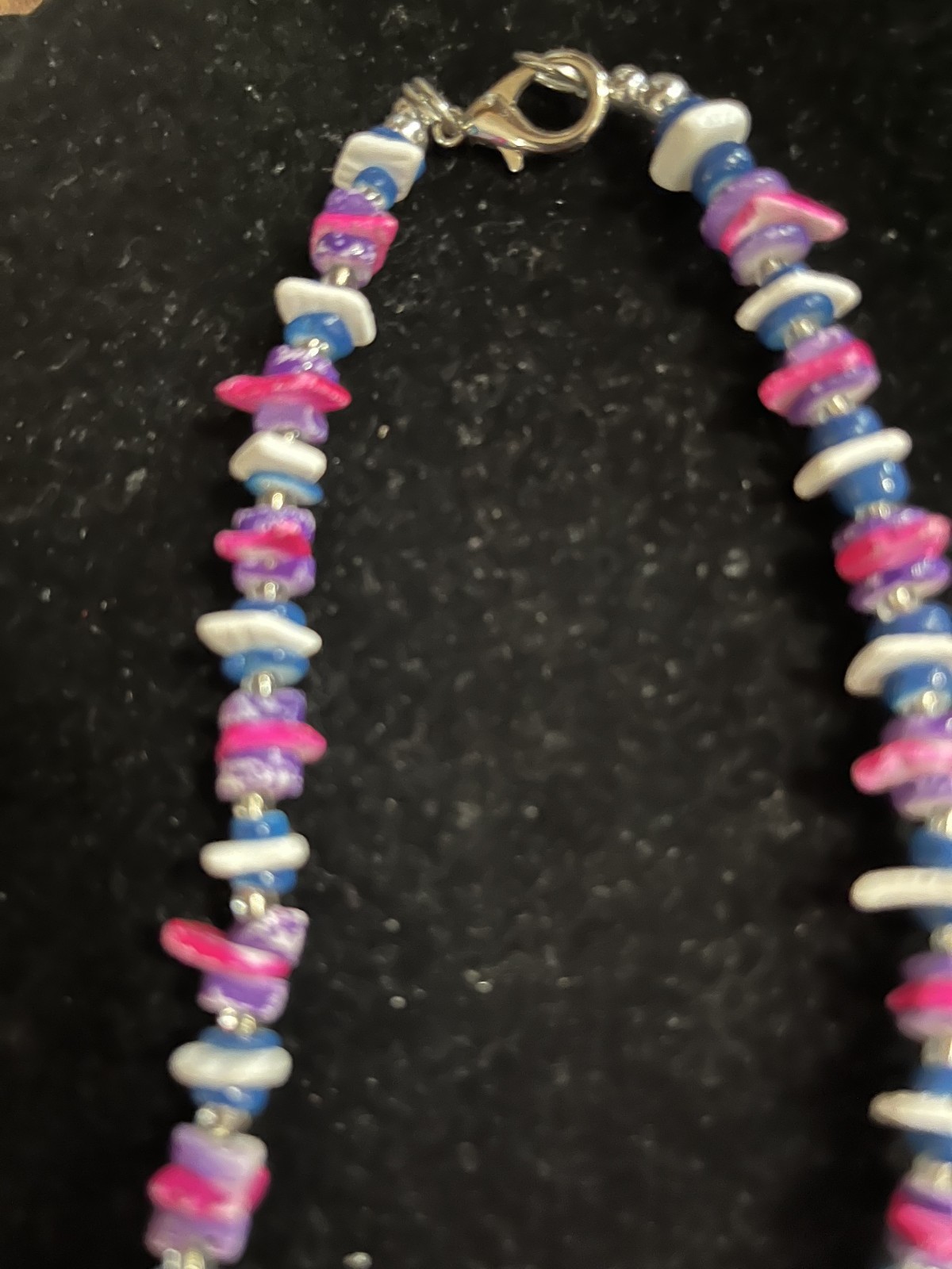 Vintage Boho Style Necklace With Chipped Stone.