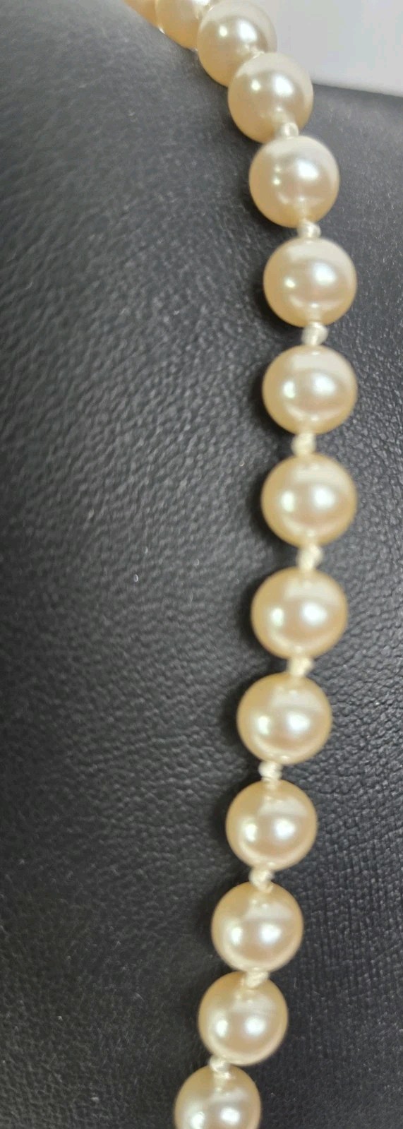 Vtg Faux Knotted Pearl Necklace Fish Hook Clasp Japan 18″ Red Oriental Pouch