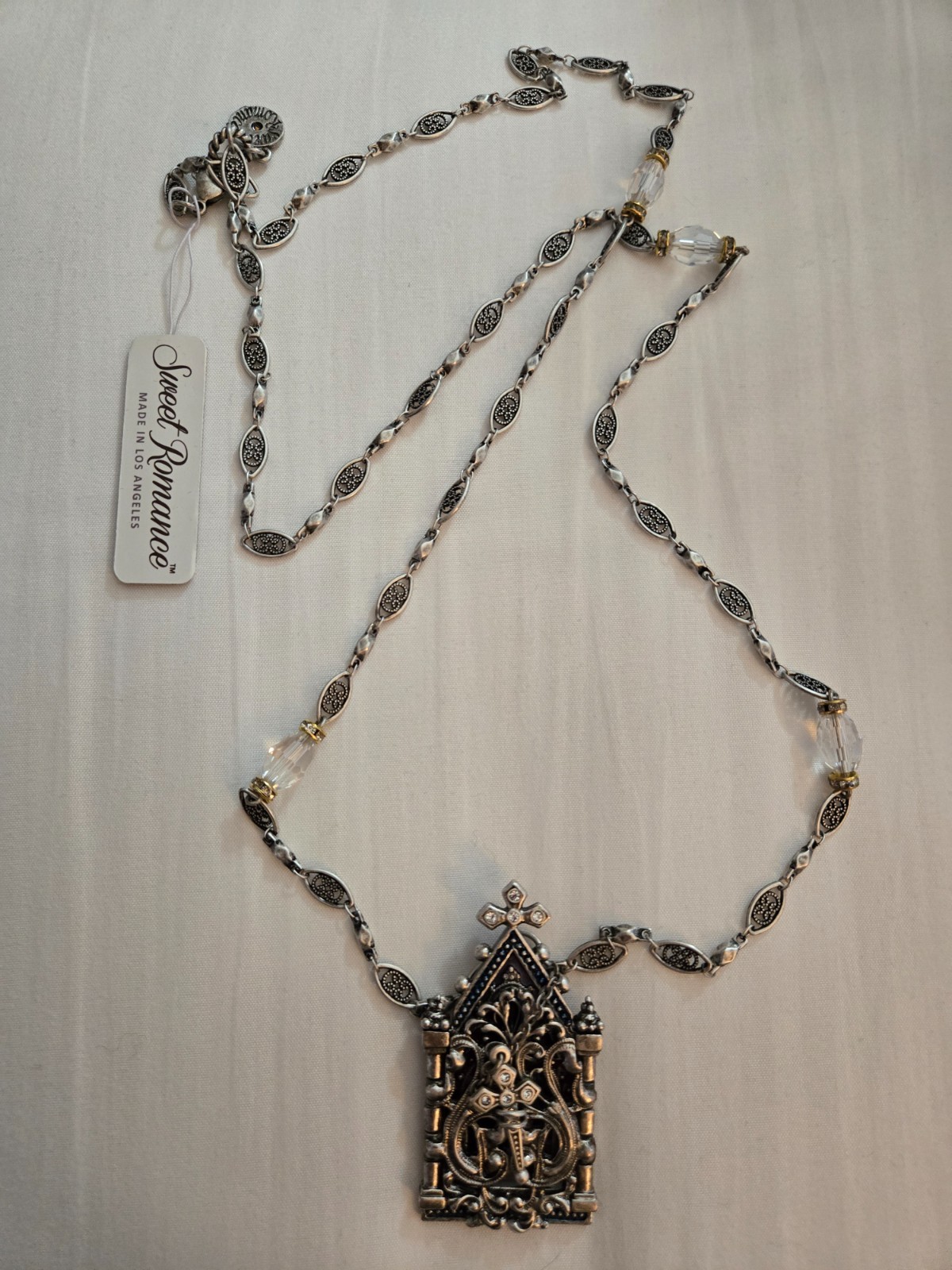 Vtg Sweet Romance Silvertone ‘Gates of Heaven’ Opening Door Pendant Necklace