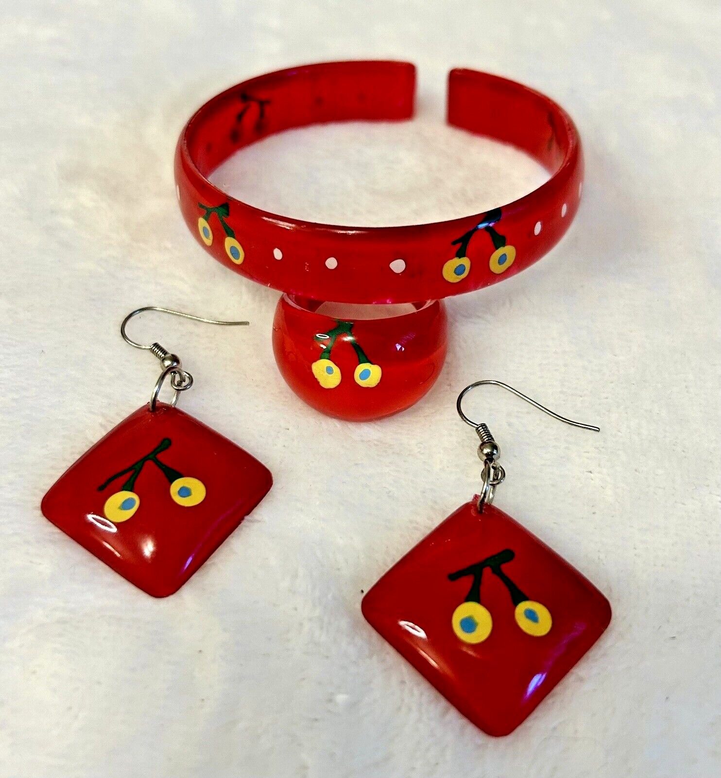 Vintage Y2K 2000’s Cherry Red Bangle Bracelet Ring Earrings Set Rockabilly Retro