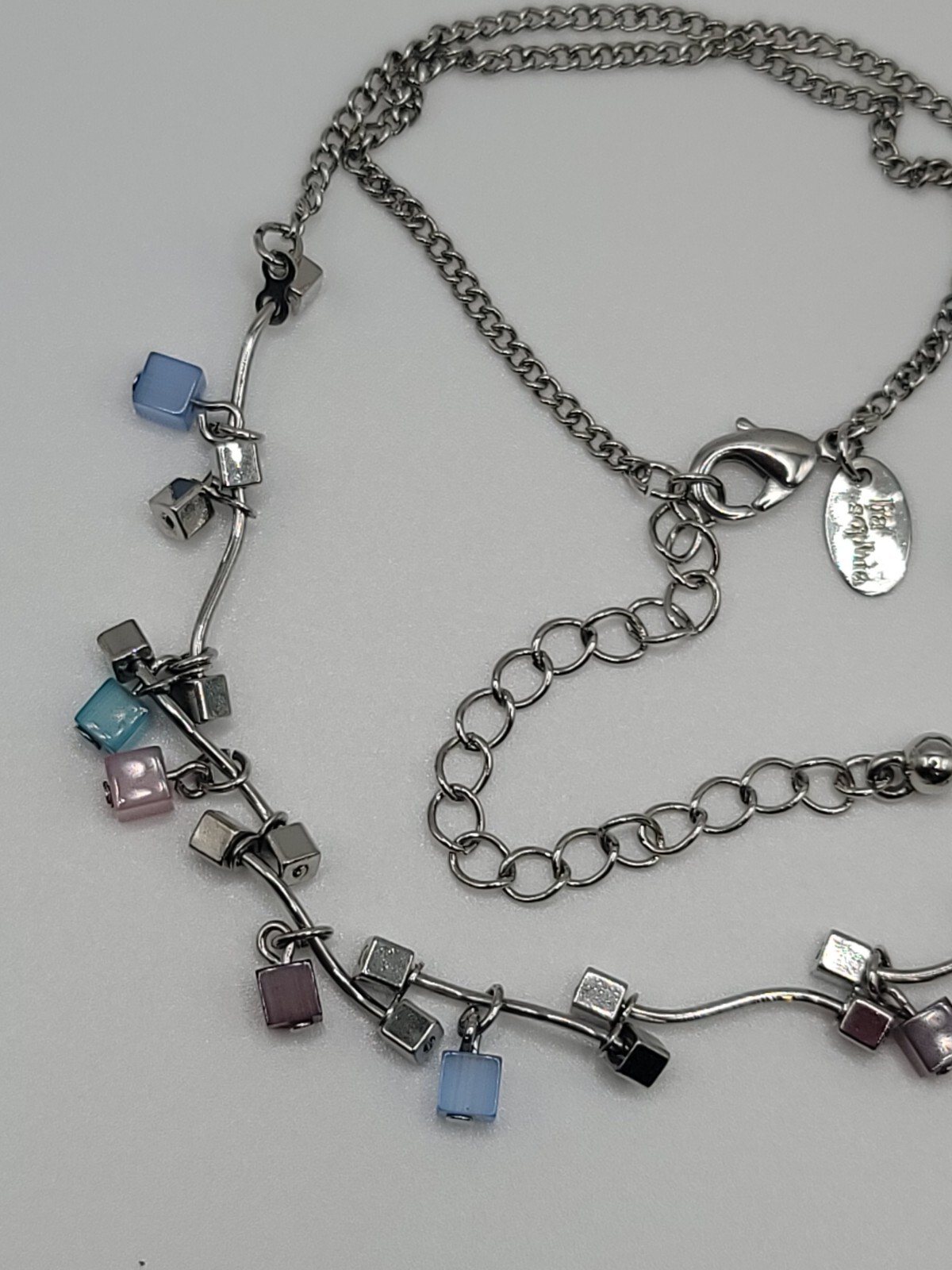 15-17″ Multicolored Cubes On Silvertone Chain Choker Necklace