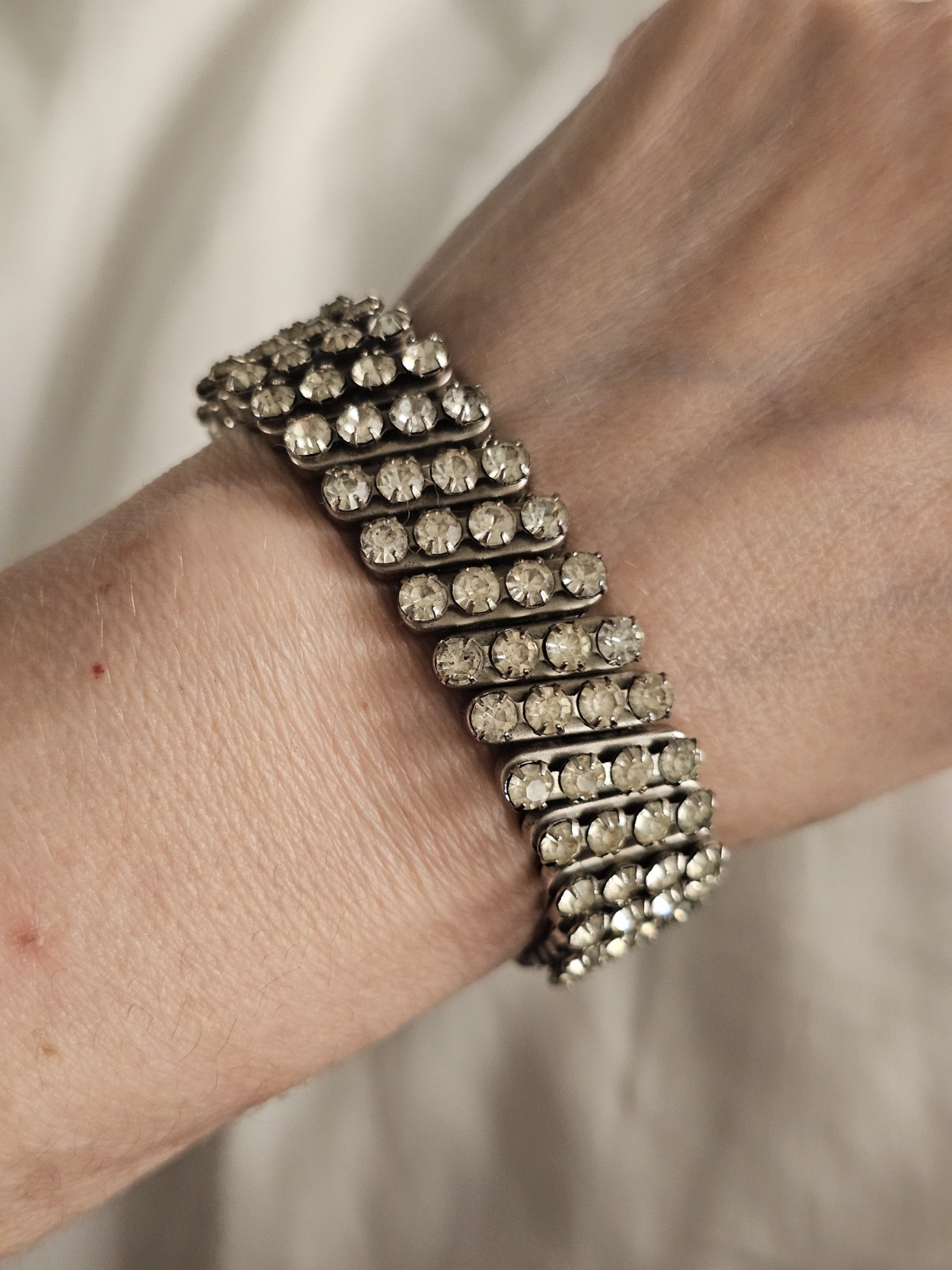 Vintage Silvertone Rhinestone Expanding Bracelet Midcentury