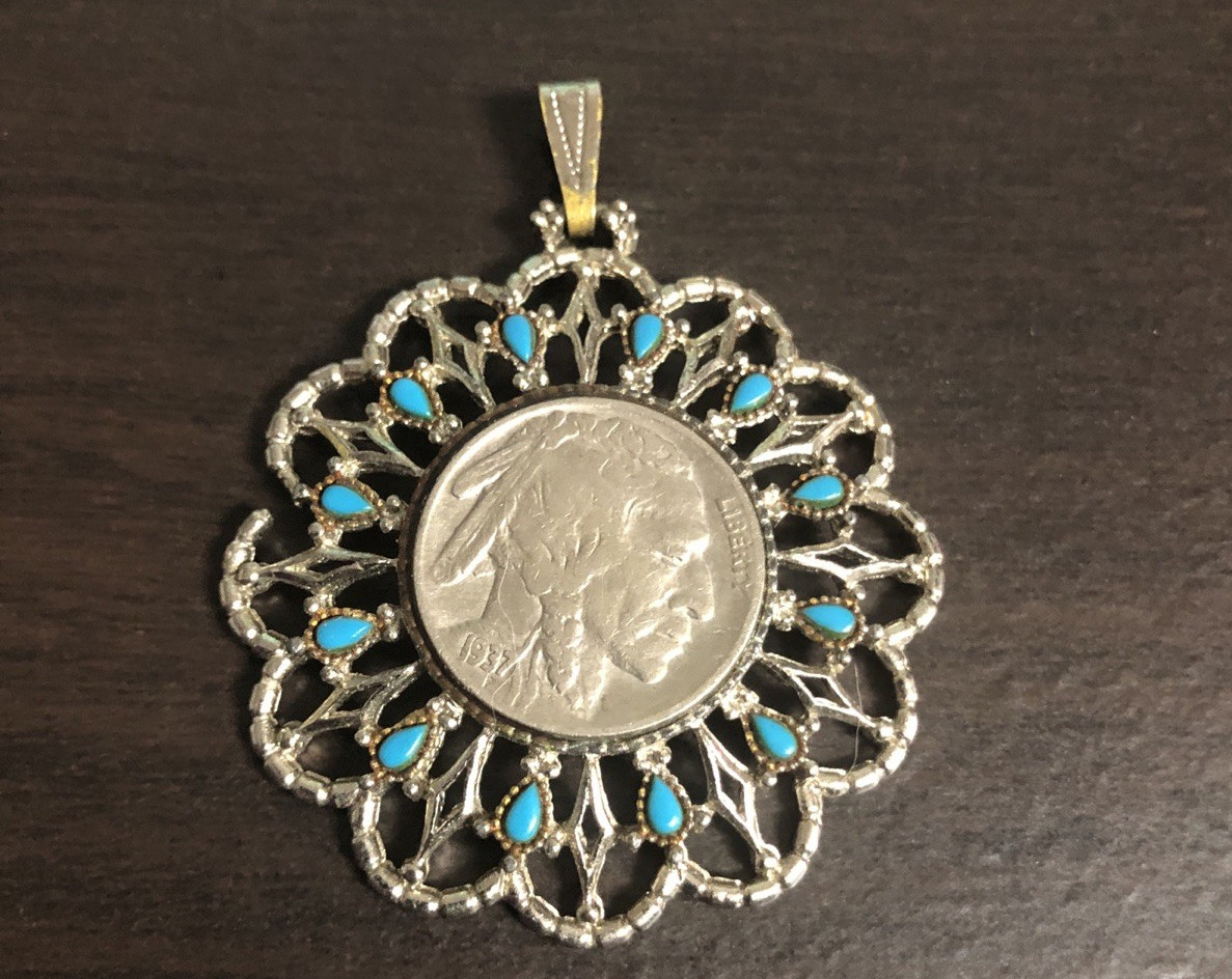 Vintage 1970s Buffalo Nickel Coin Pendent Faux Turquoise Silver Tone Necklace