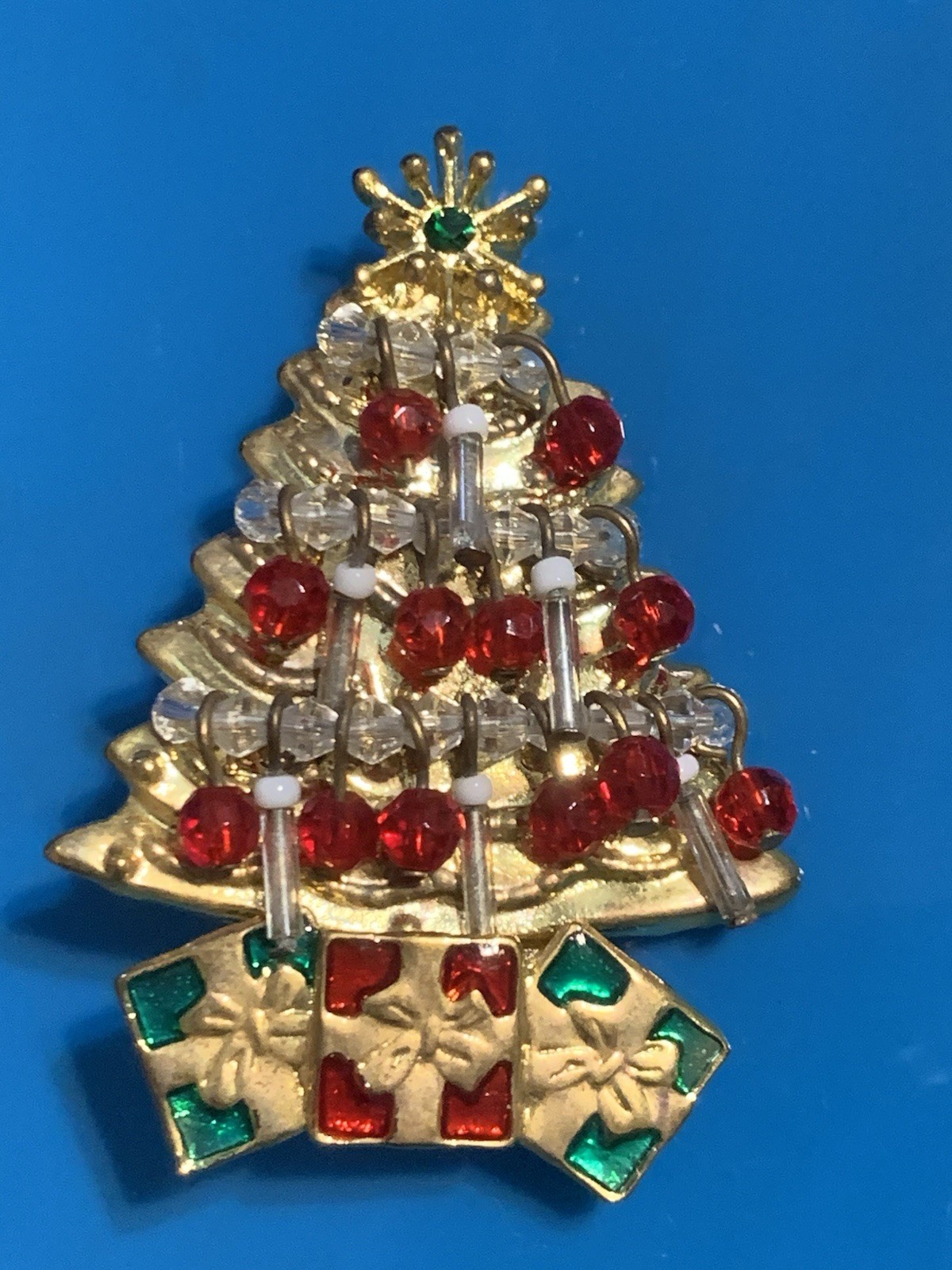 Vintage Collectible KC Marked Christmas Tree Pin Brooch Dangle Beads Presents