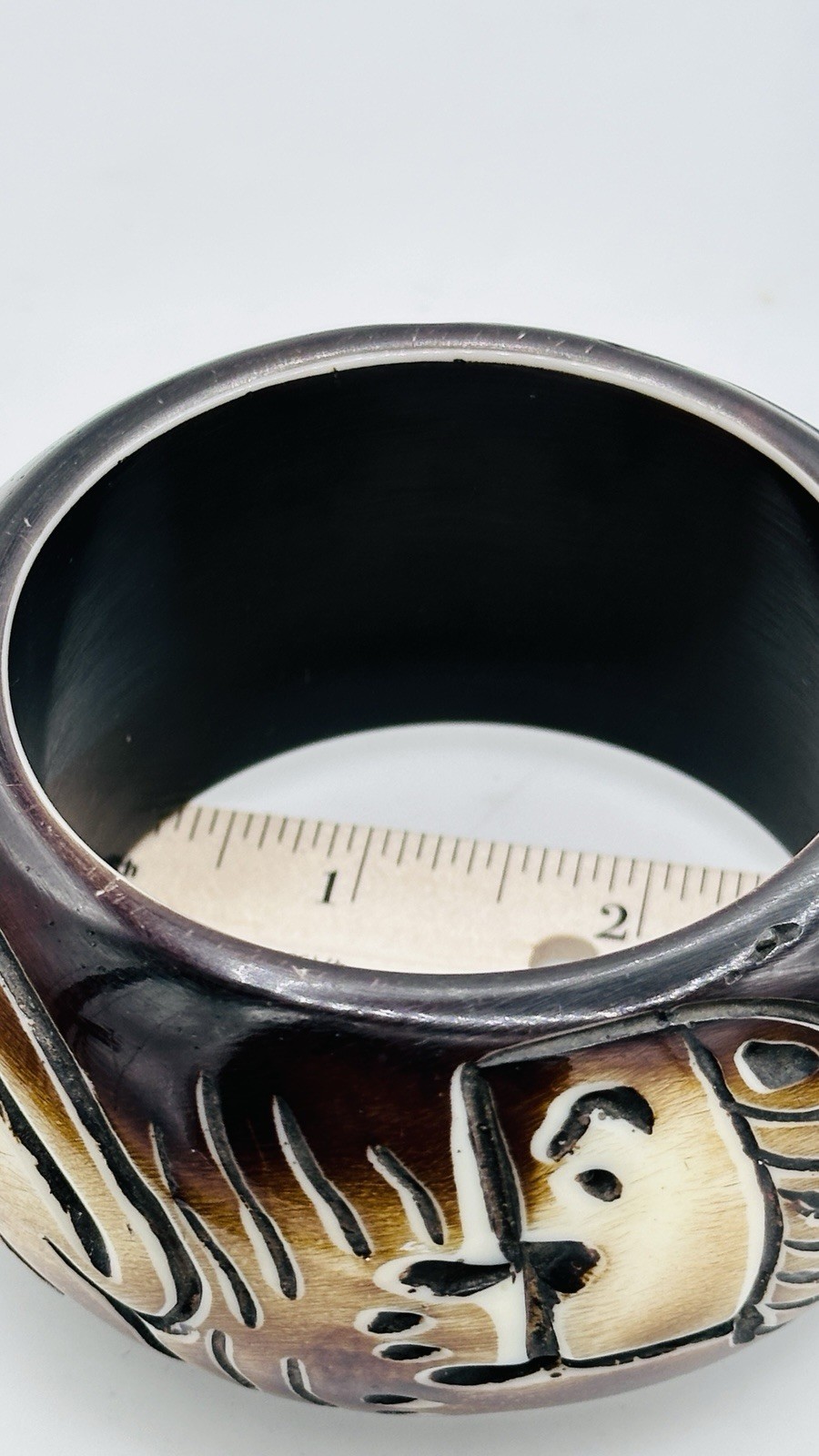 Vintage Wide Carved Bangle Bracelet Tribal Safari Animal Brown Cream Statemen