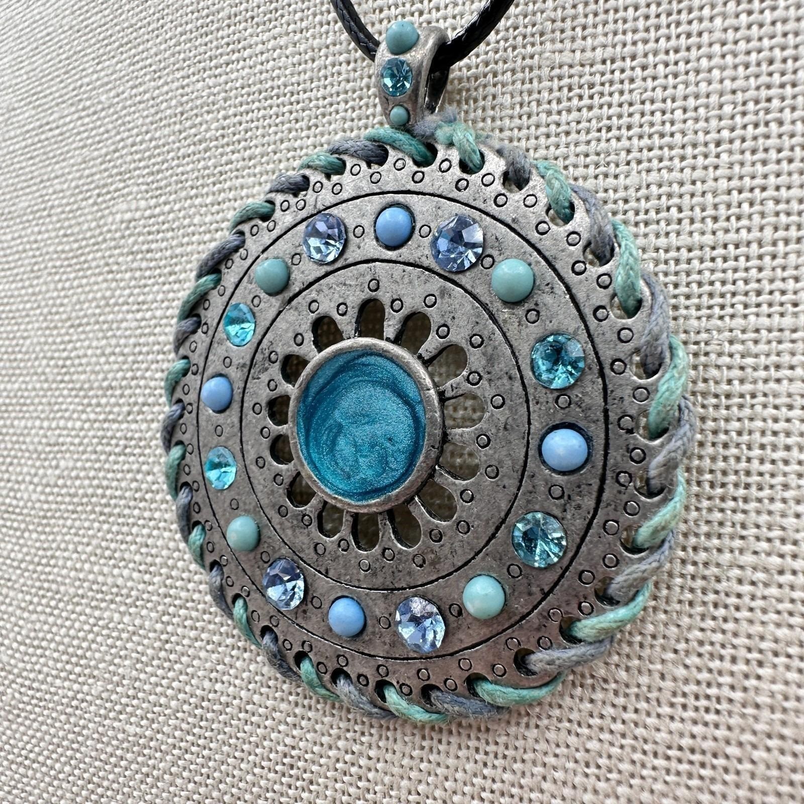 Vintage 90s Teal Blue Beaded Medallion Pendant Necklace Silver Tone Rhinestone