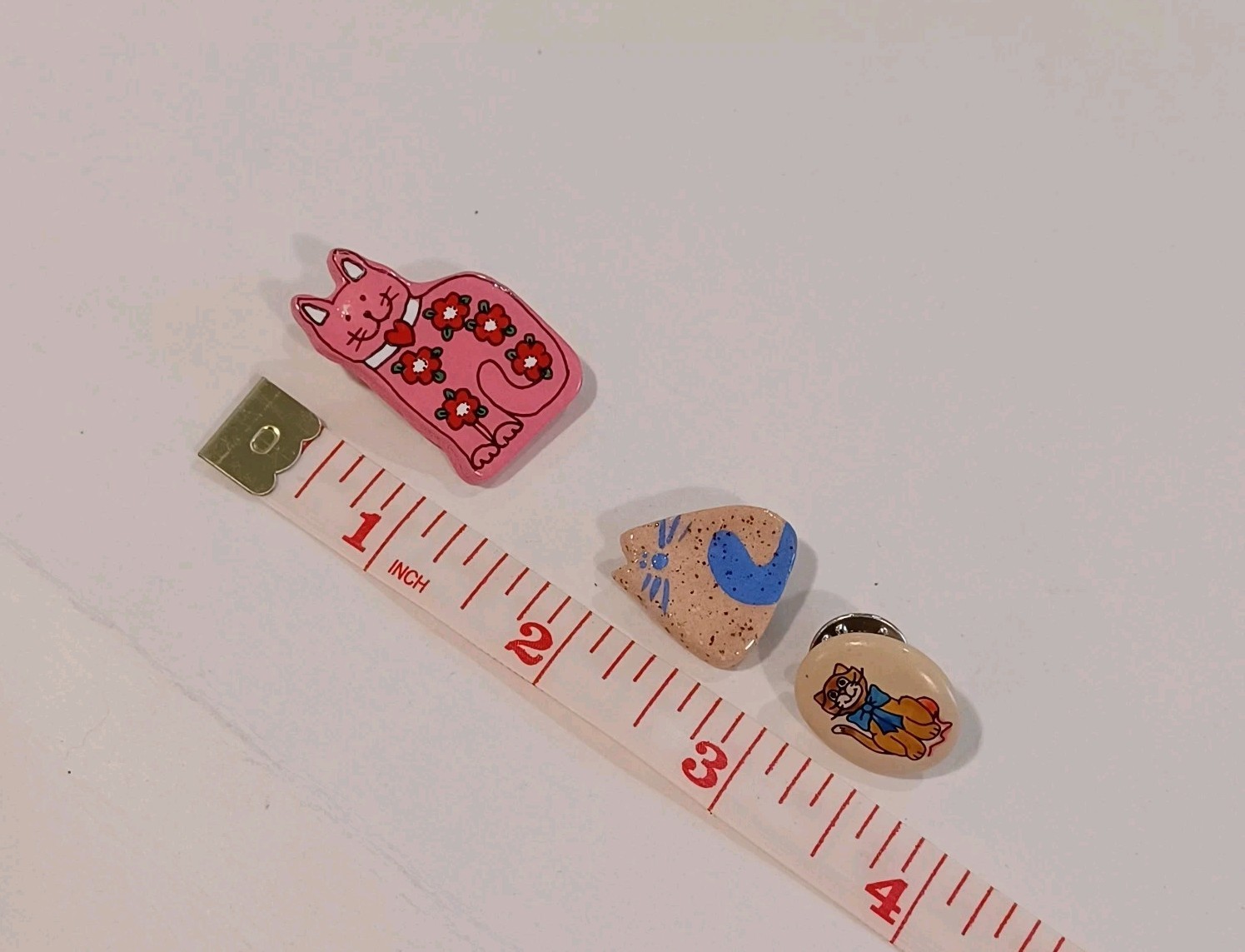 Vintage Miniature Hand Painted Cat Brooch And Pins Wood And Ceramic