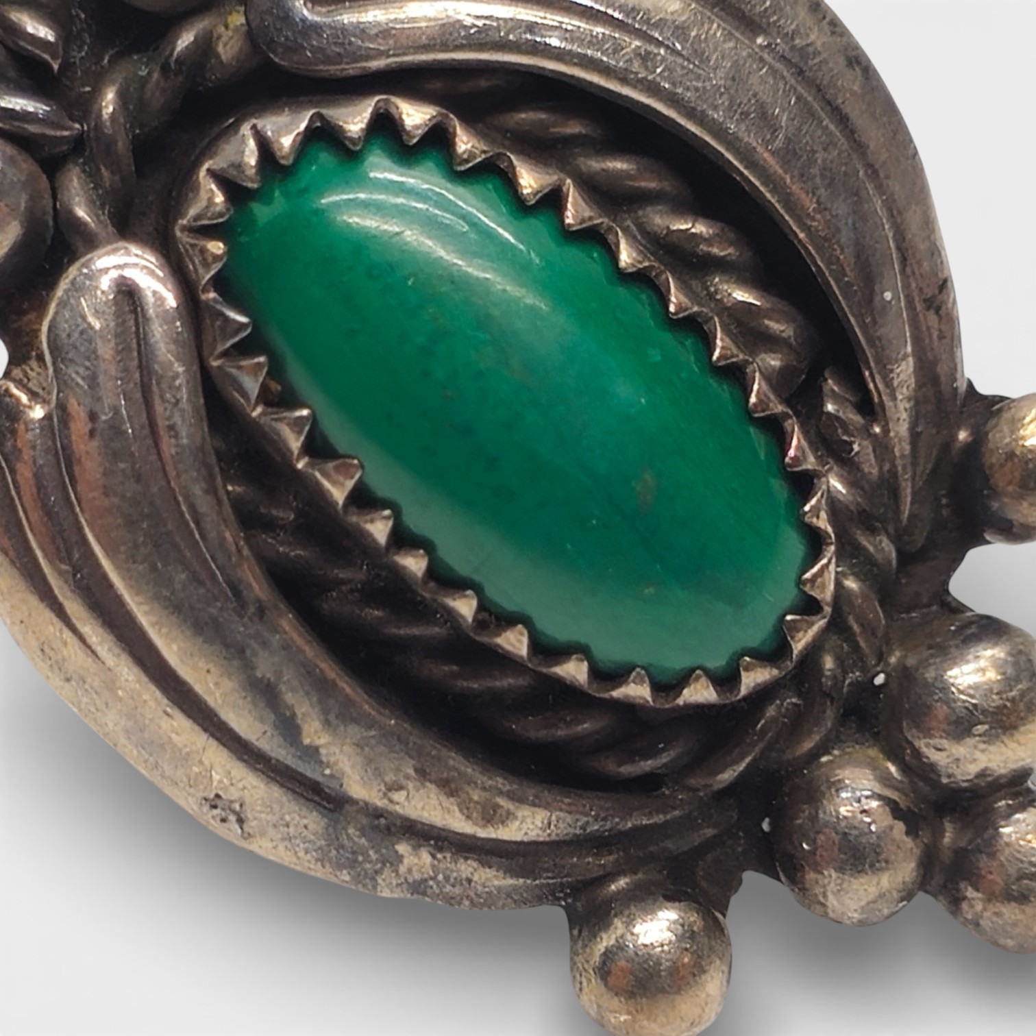 Sterling Silver 925 Figural Green Stone Ring Size 4.25 Vintage Artisan