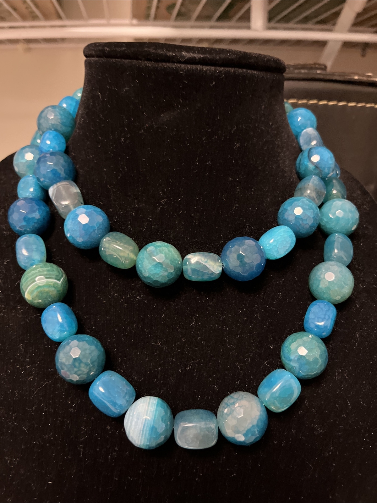 NATURAL BLUE ROUND FACETED MINERAL STONE BEADS NECKLACE AGATE BEADED HSN 314g