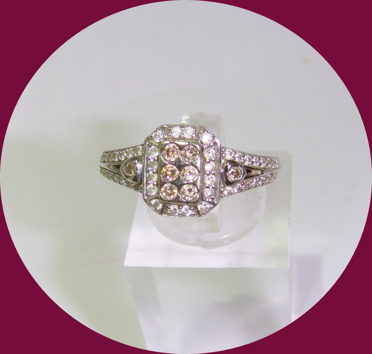 Beautiful Vintage 14k White Gold White & Champagne Diamond Ring– Size 7