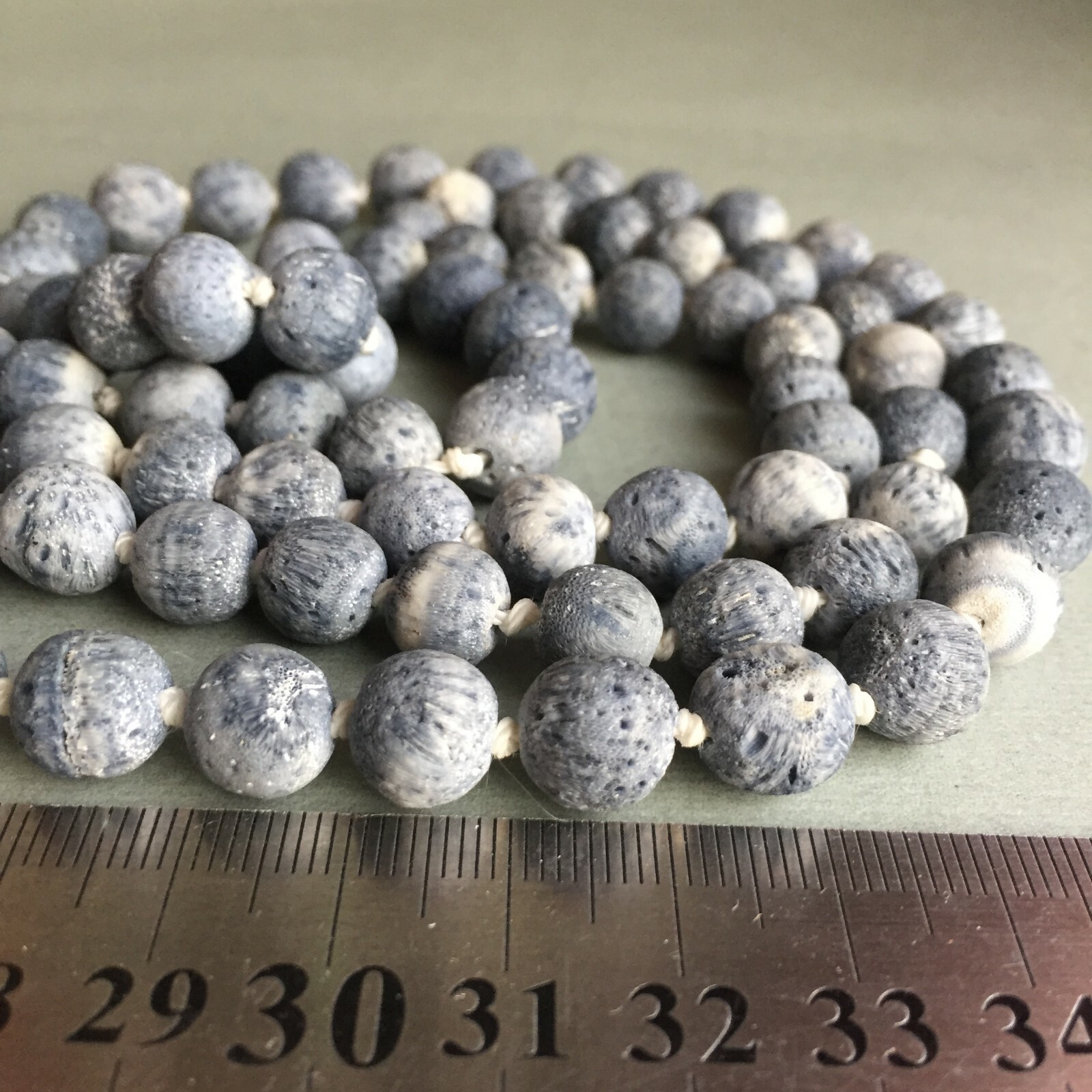 Vintage Blue Sponge Coral round Beads 1cm Necklace 33″ hand knotted