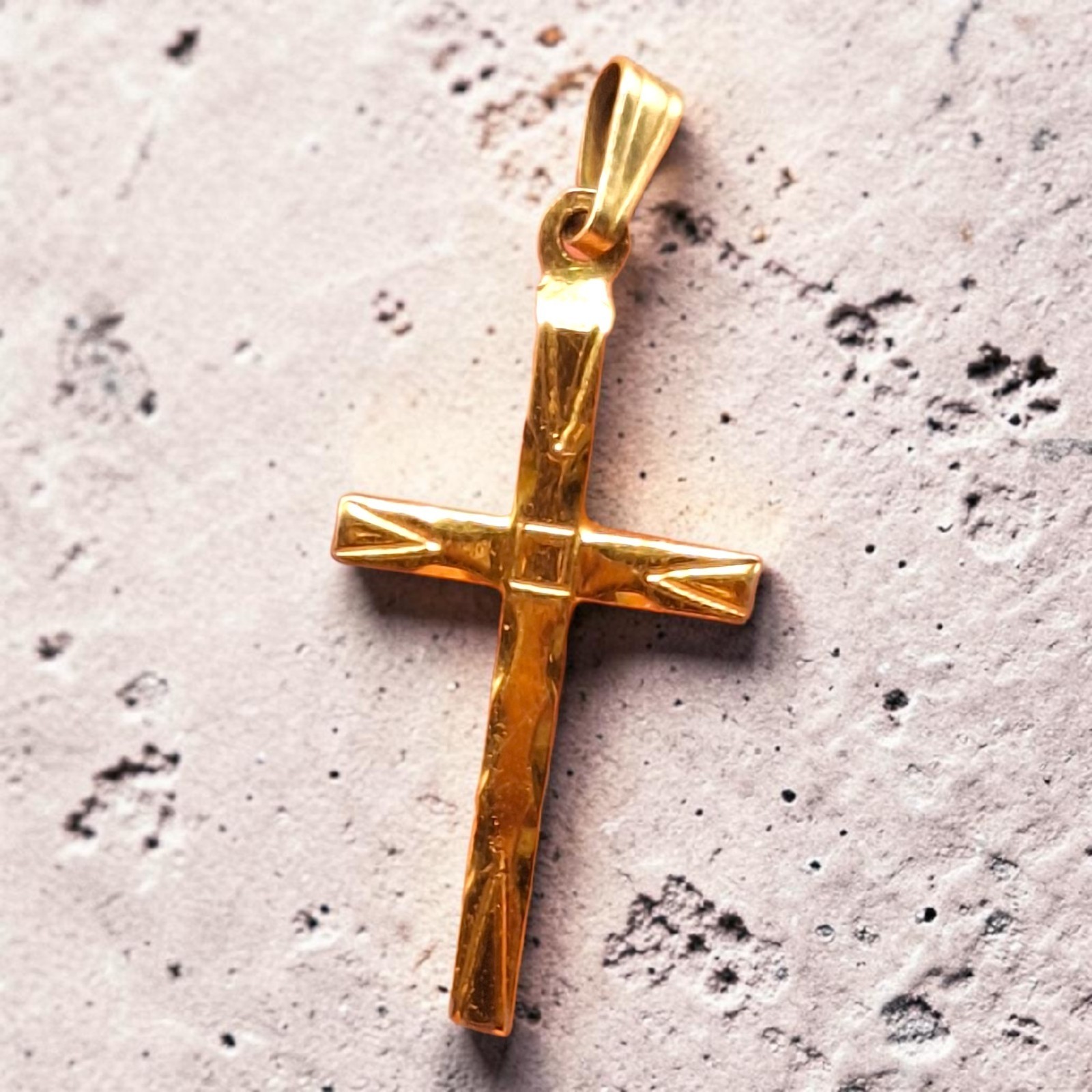 VTG 1/20 12k GF Gold Filled Etched Cross Pendant