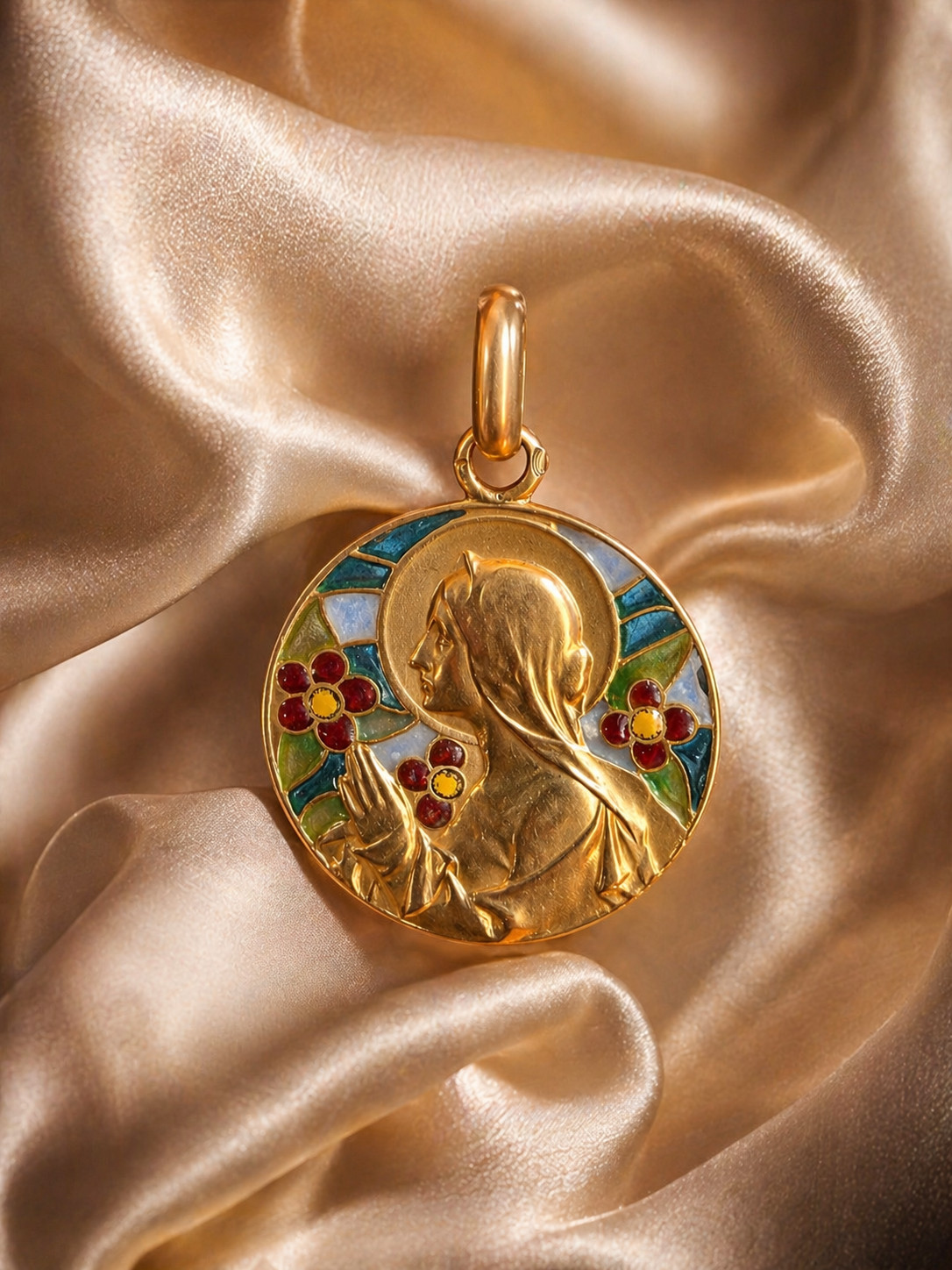 Virgin Mary Pendant 18K Gold Plique-à-Jour Enamel Religious Antique Art Nouveau