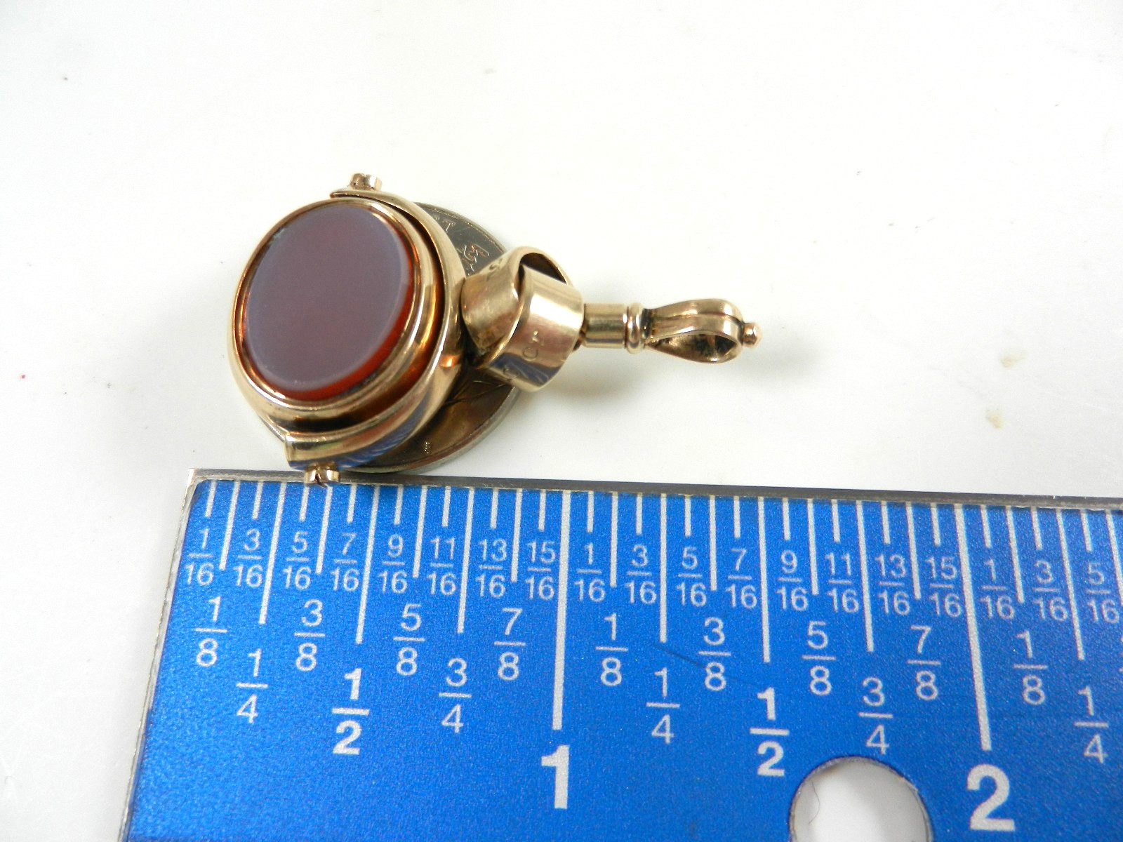 Vintage British 10K Yellw Gold Bloodstone Sardonyx Spinner Pendant Fob Love Knot