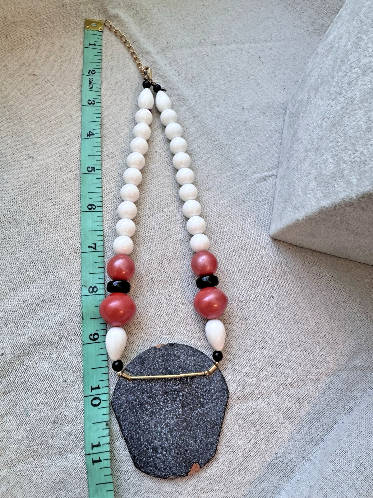 Cottagecore rockabilly VTG 80s 1950s 60s Modernist Heart enamel Ceramic Necklace