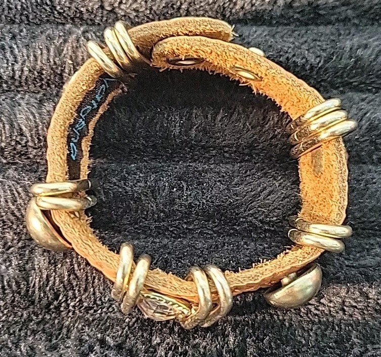 Vtg Natasha Genuine Leather Rhinestone Wrap Bracelet 7.5 Inch Adjustable Snap