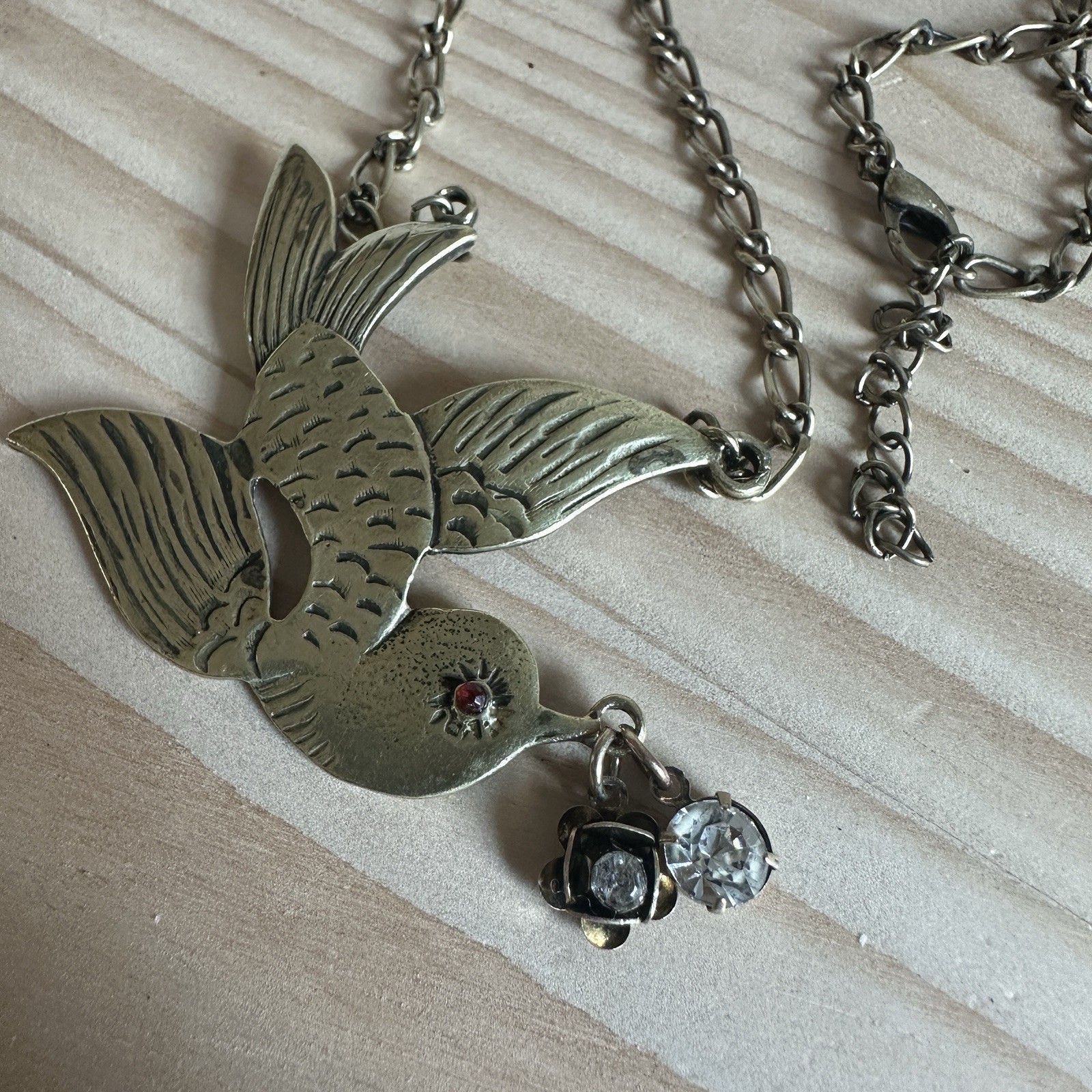 Vintage Dove Swallow Bird Pendant Necklace 26 Inch Rhinestone Gold Animal