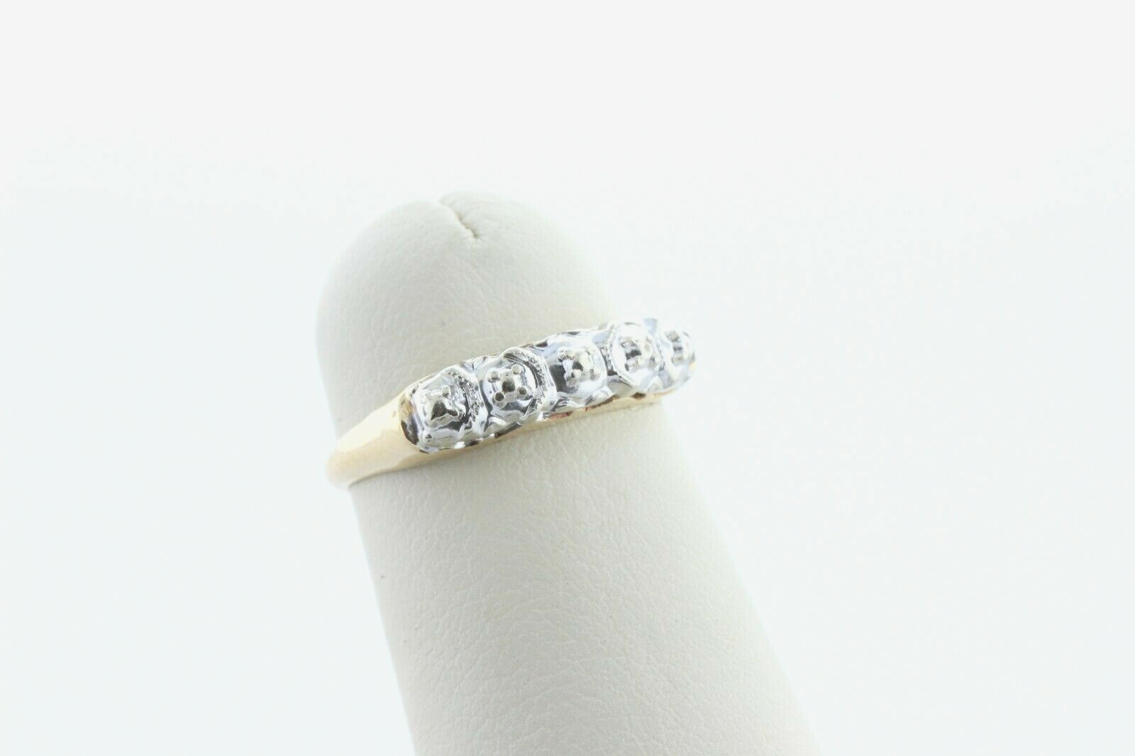 14K Yellow & White Gold Gold Art Deco Estate Diamond-Cut Design Ring – Size 4