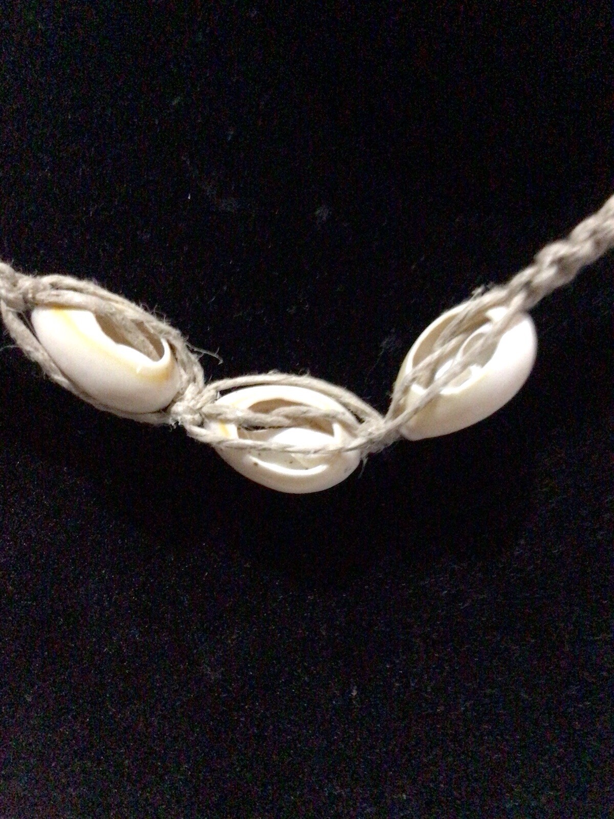 Vintage 90s Woven Hemp And Shell Choker 15 1/2” Overall