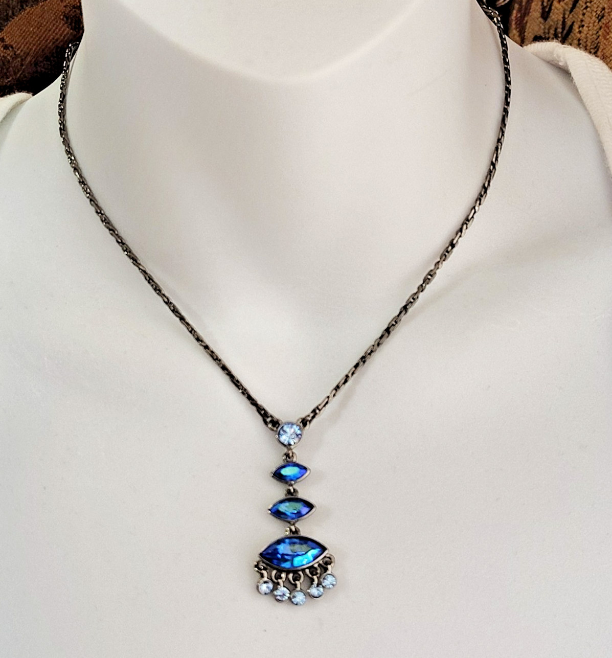 Vintage GIVENCHY Y-Drop Gunmetal & Blue Crystal Rhinestone Necklace 15″ – 17″
