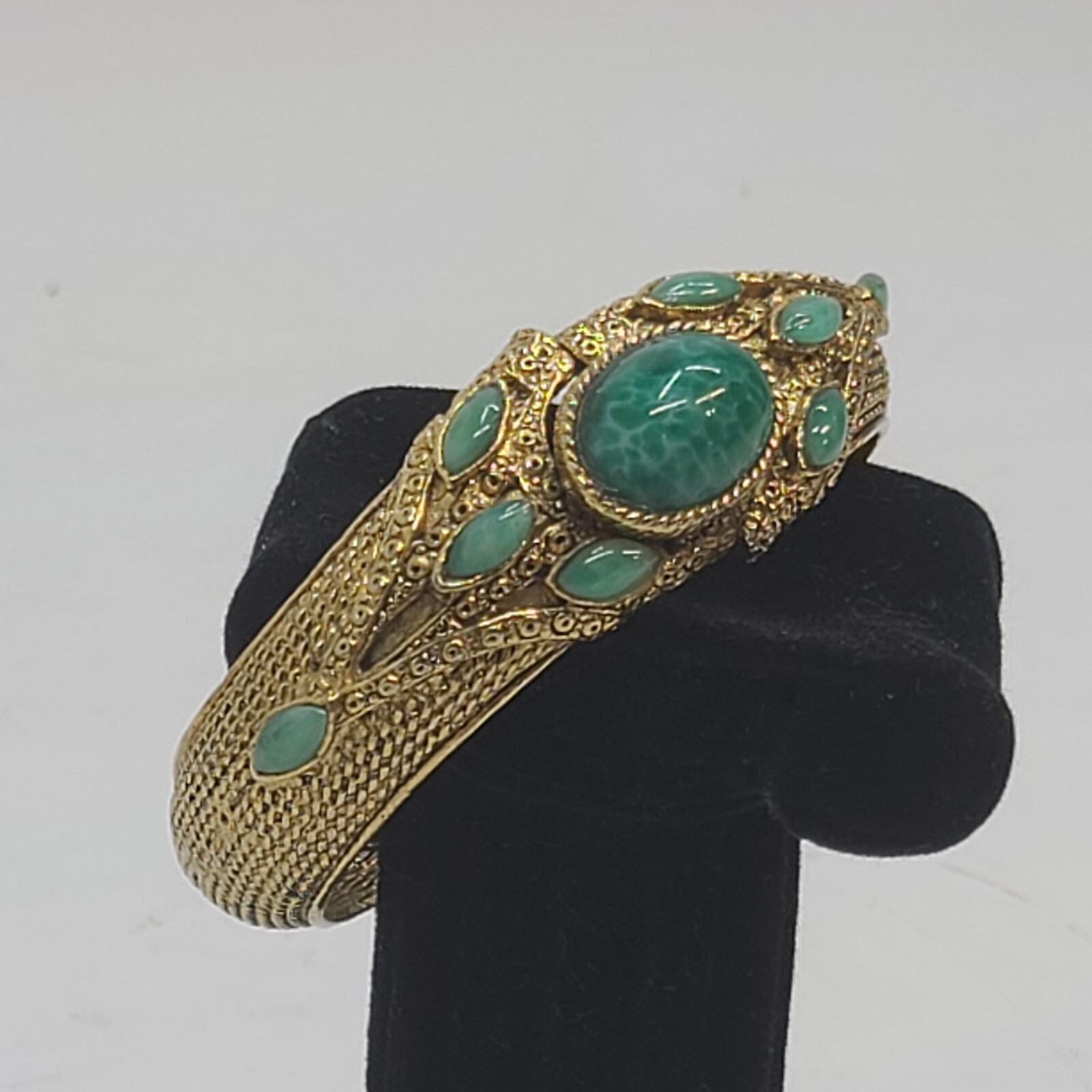 Gorgeous Vintage Hobe Bracelet Green Poured Glass Rhinestone Gold Tone Finish