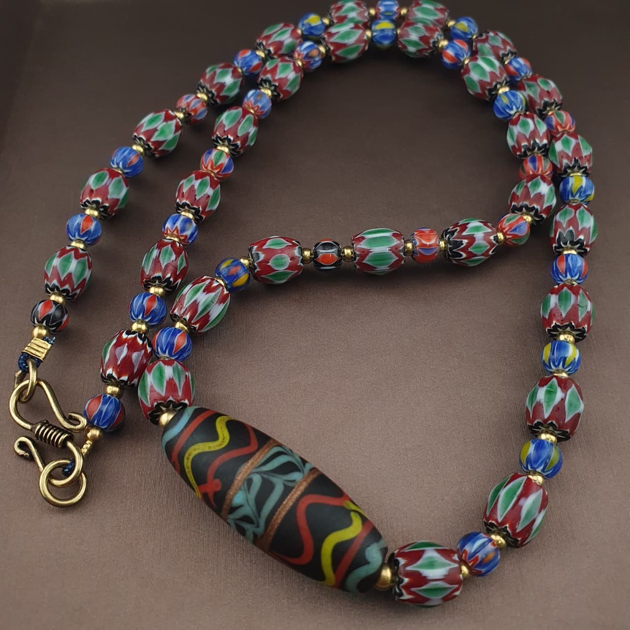 Vintage Venetian Style Multicolor Chevron Glass Beaded Necklace | 24in 8.7–39mm