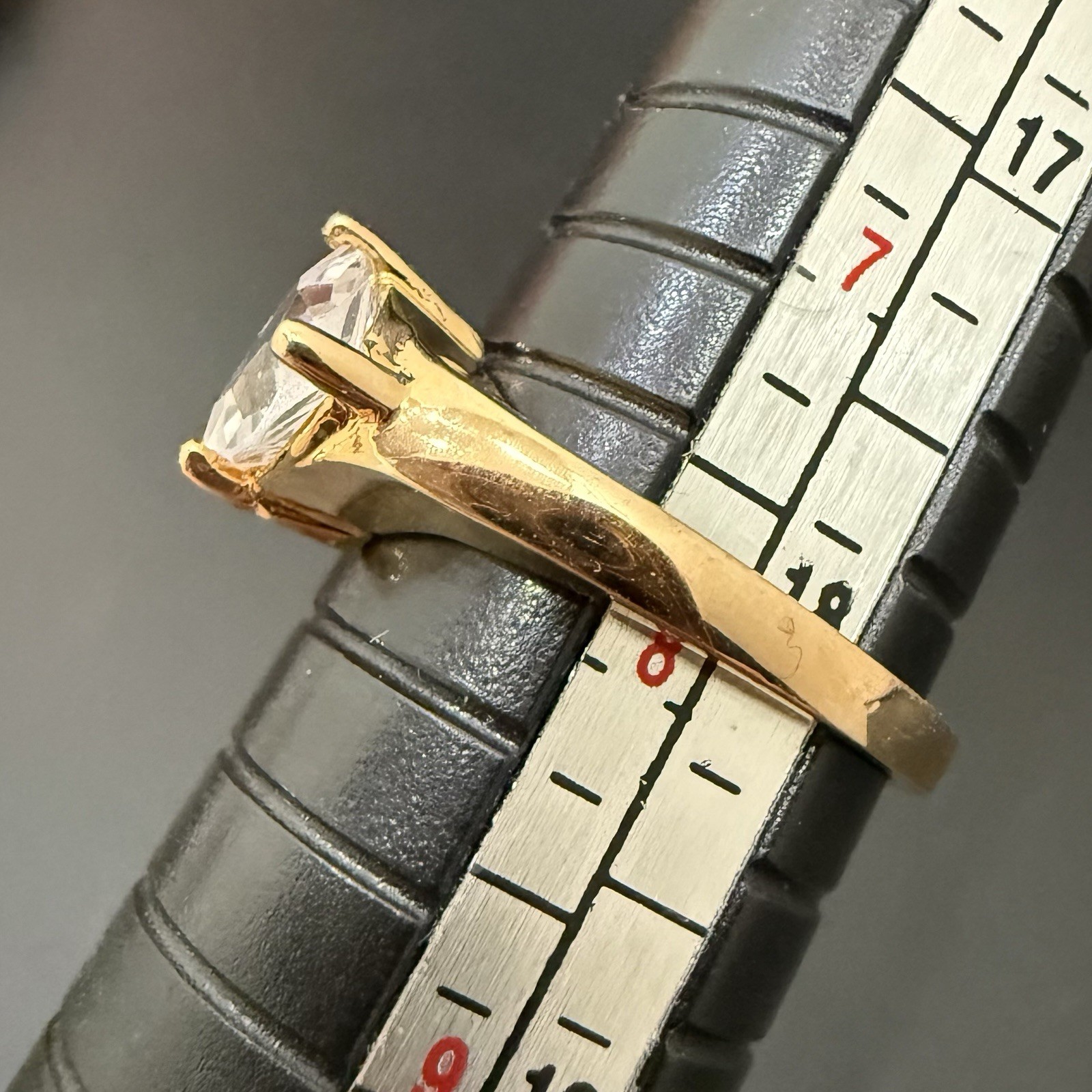 Vintage 925 Gold Over Sterling Silver Trillion Cut CZ Solitaire Women’s Ring 8