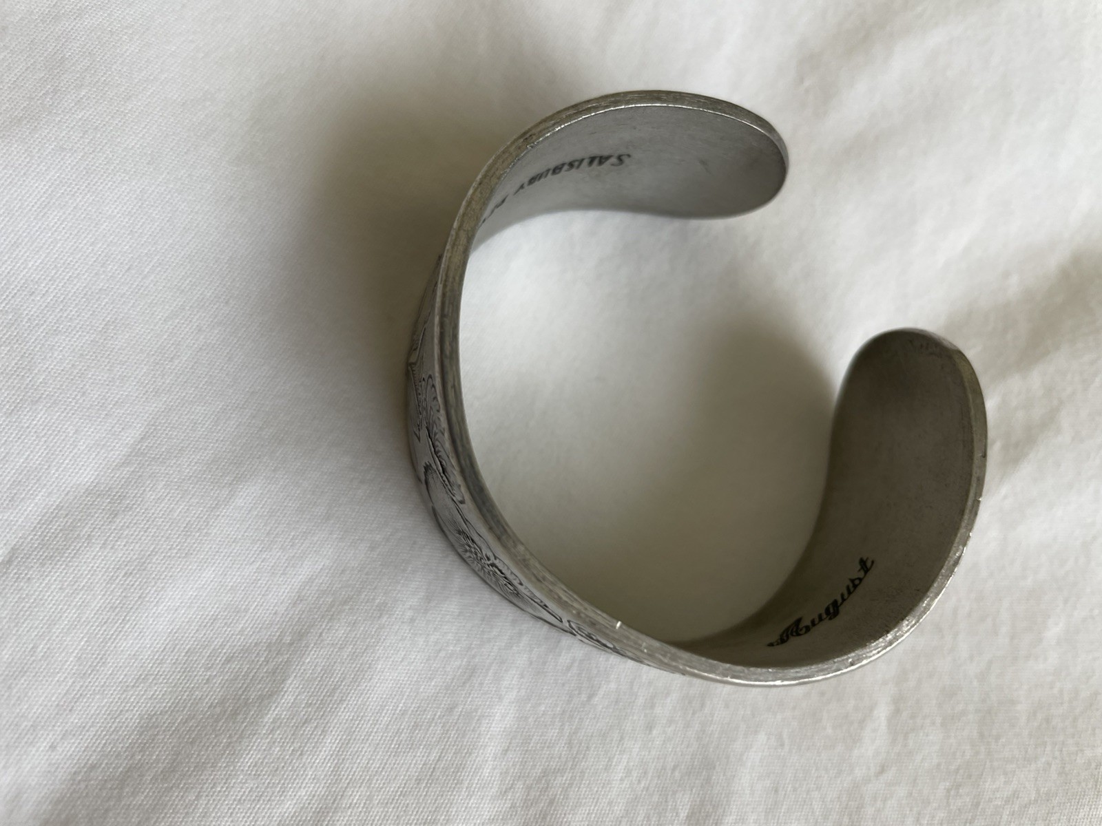 VTG SALISBURY PEWTER AUGUST POPPY FLOWER 1” WIDE CUFF BRACELET SIGNED