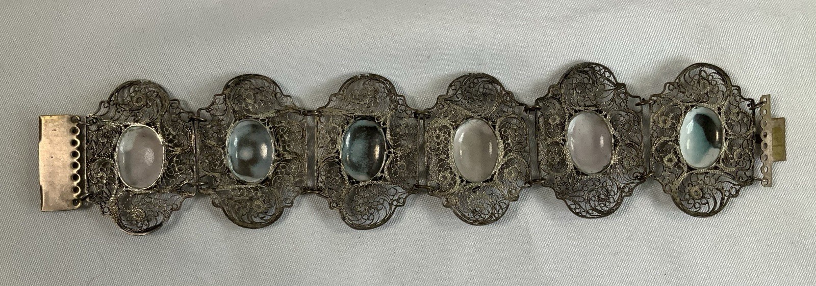 Vintage Chinese Silver Intricate Filigree Enamel Animals Plaques Story Bracelet