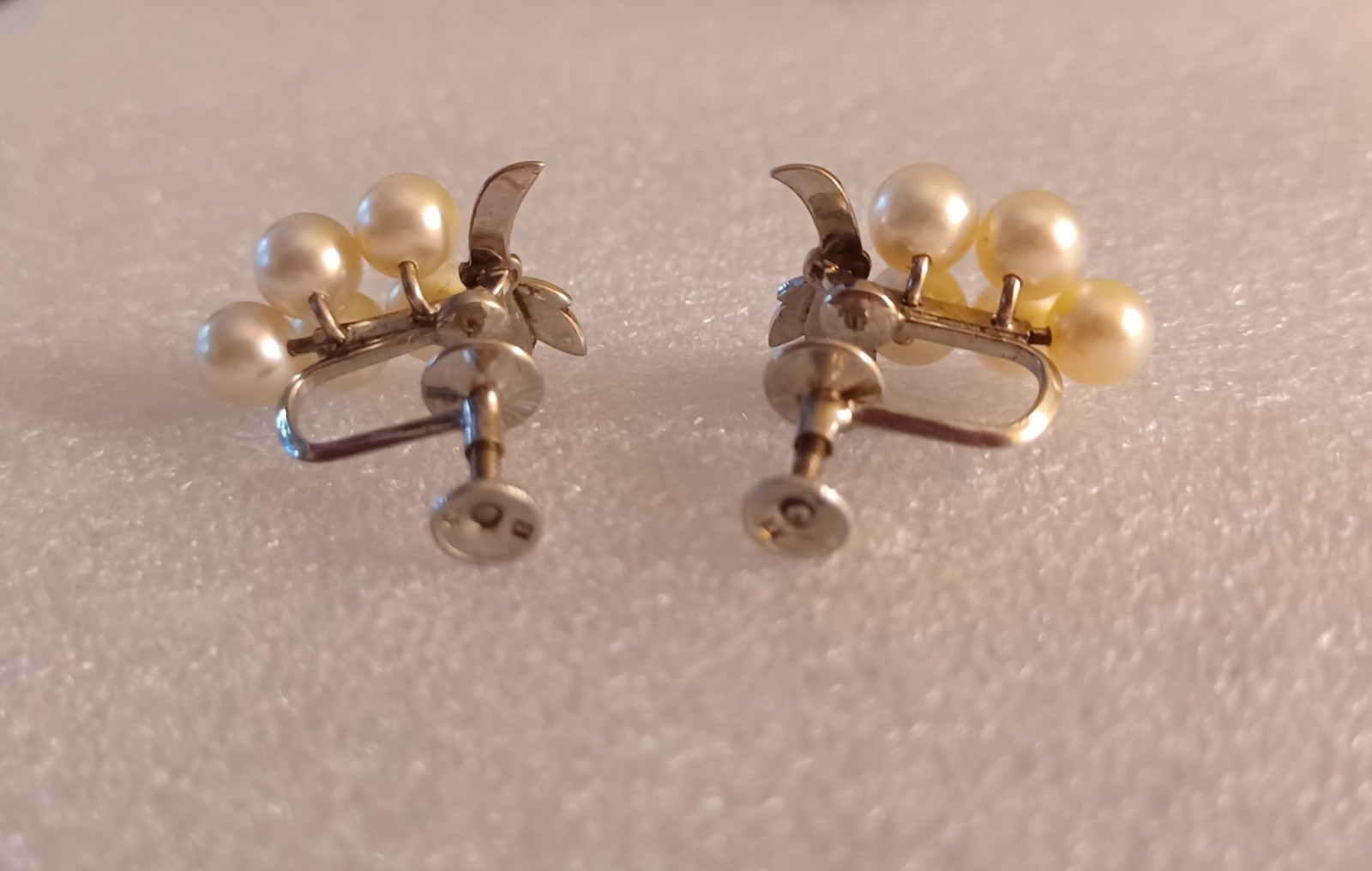 Vintage Mikimoto Pearl Grapes Earrings ~ Screwback ~ Silver ~ 10 Pearls ~ Akoya